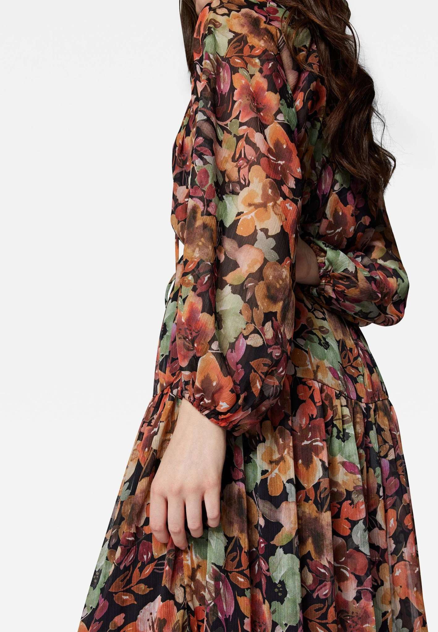 Long Dress in Black Watercolor Print Kleider Mavi