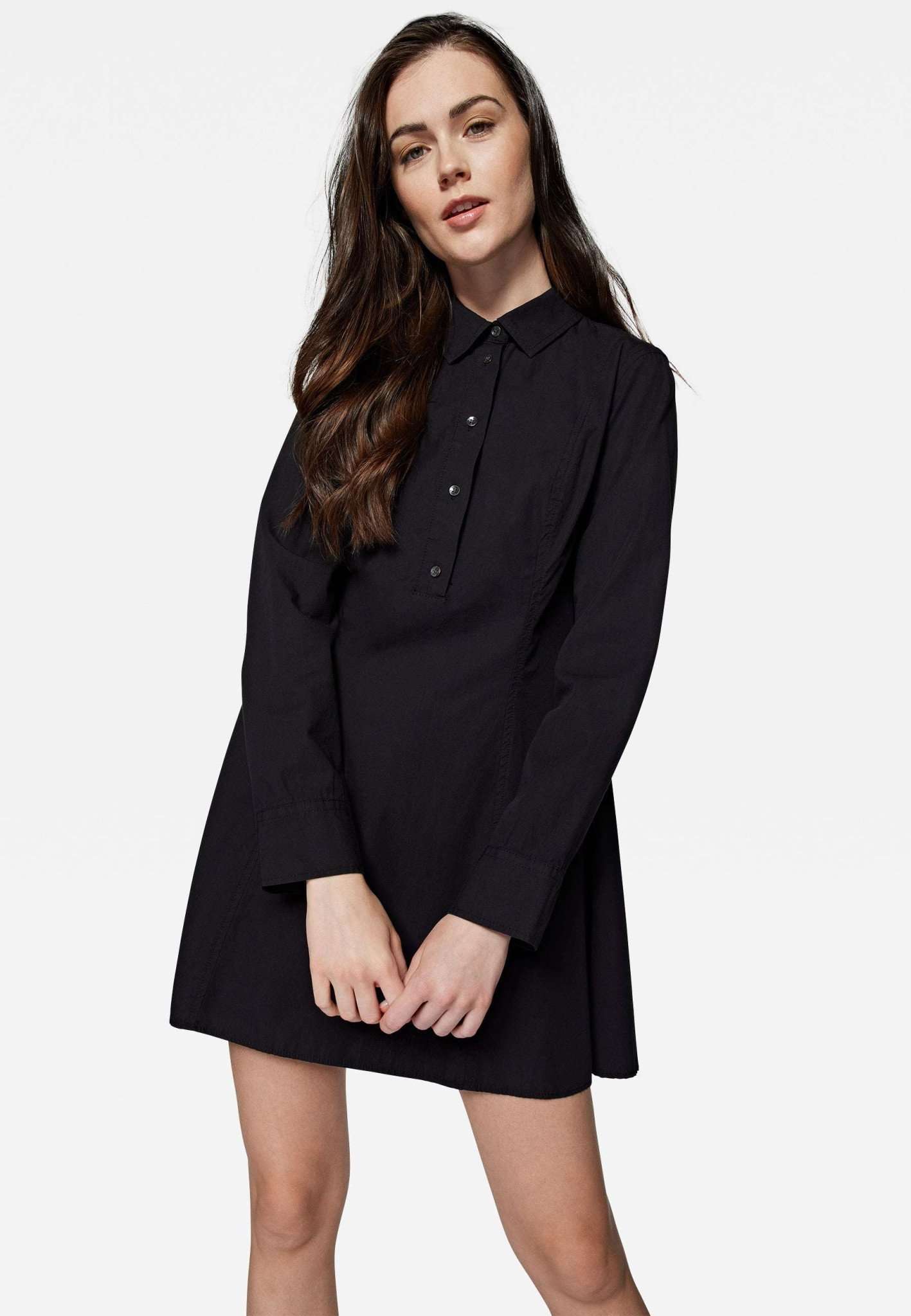 Longsleeve Short Dress in Black Kleider Mavi   