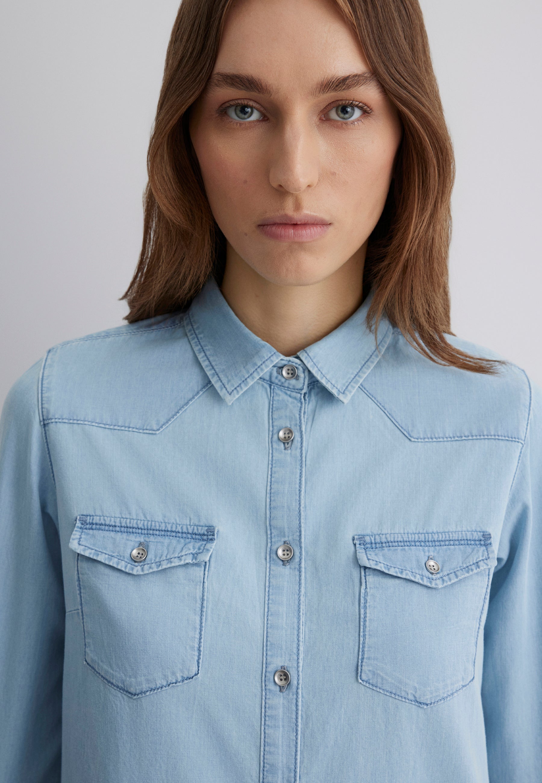 Lyra in Lt Blue Lt Denim Kleider Mavi