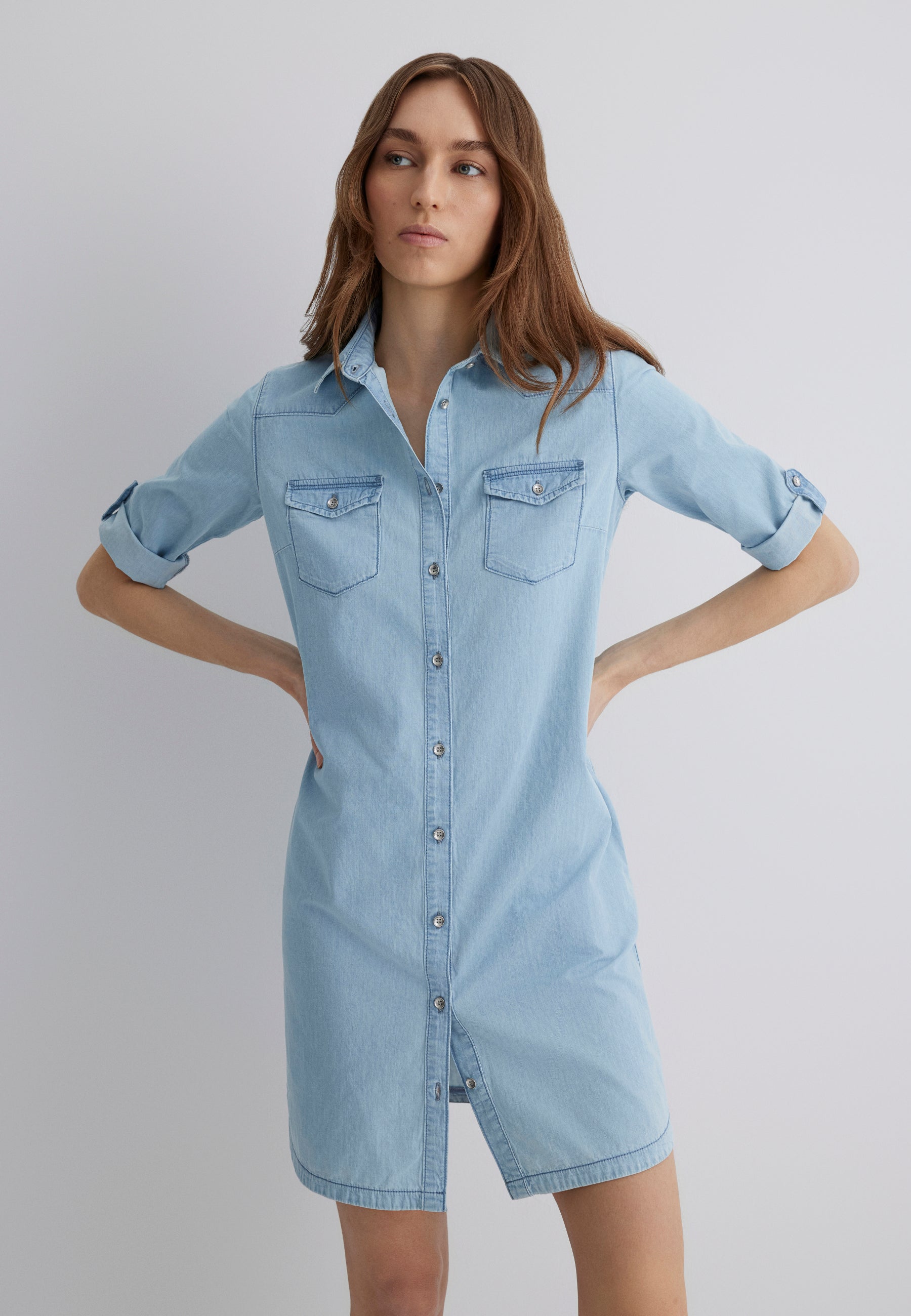 Lyra in Lt Blue Lt Denim Kleider Mavi
