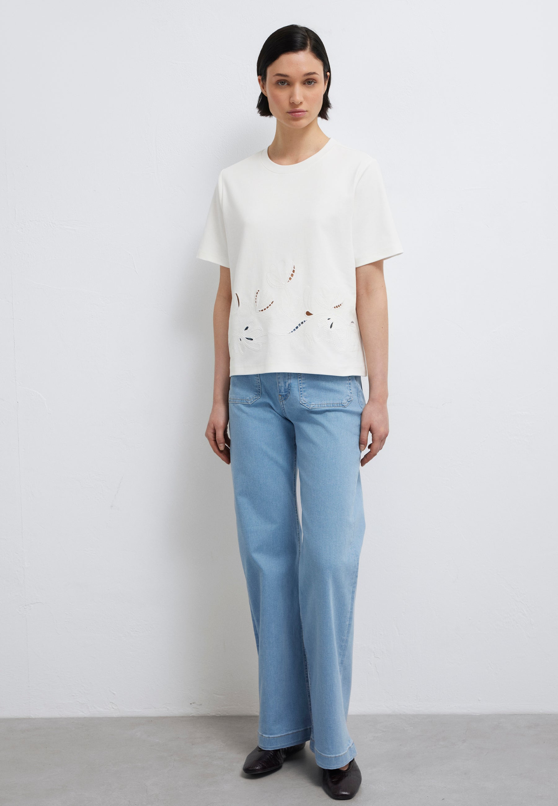 Short Sleeve Fashion Jersey in Antique White T-Shirts Mavi