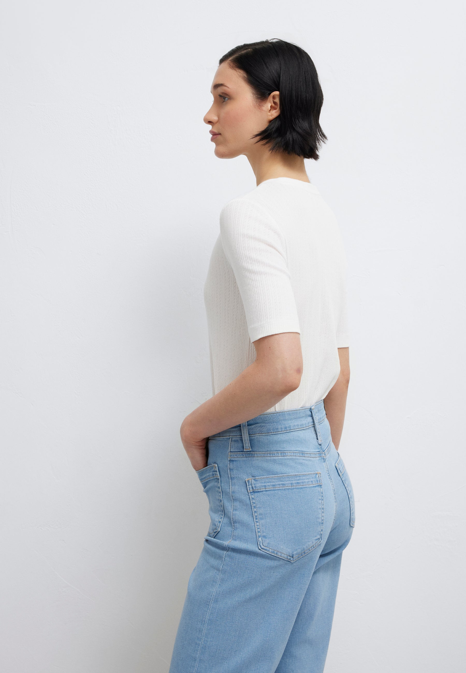 Short Sleeve Fashion Jersey in Antique White T-Shirts Mavi