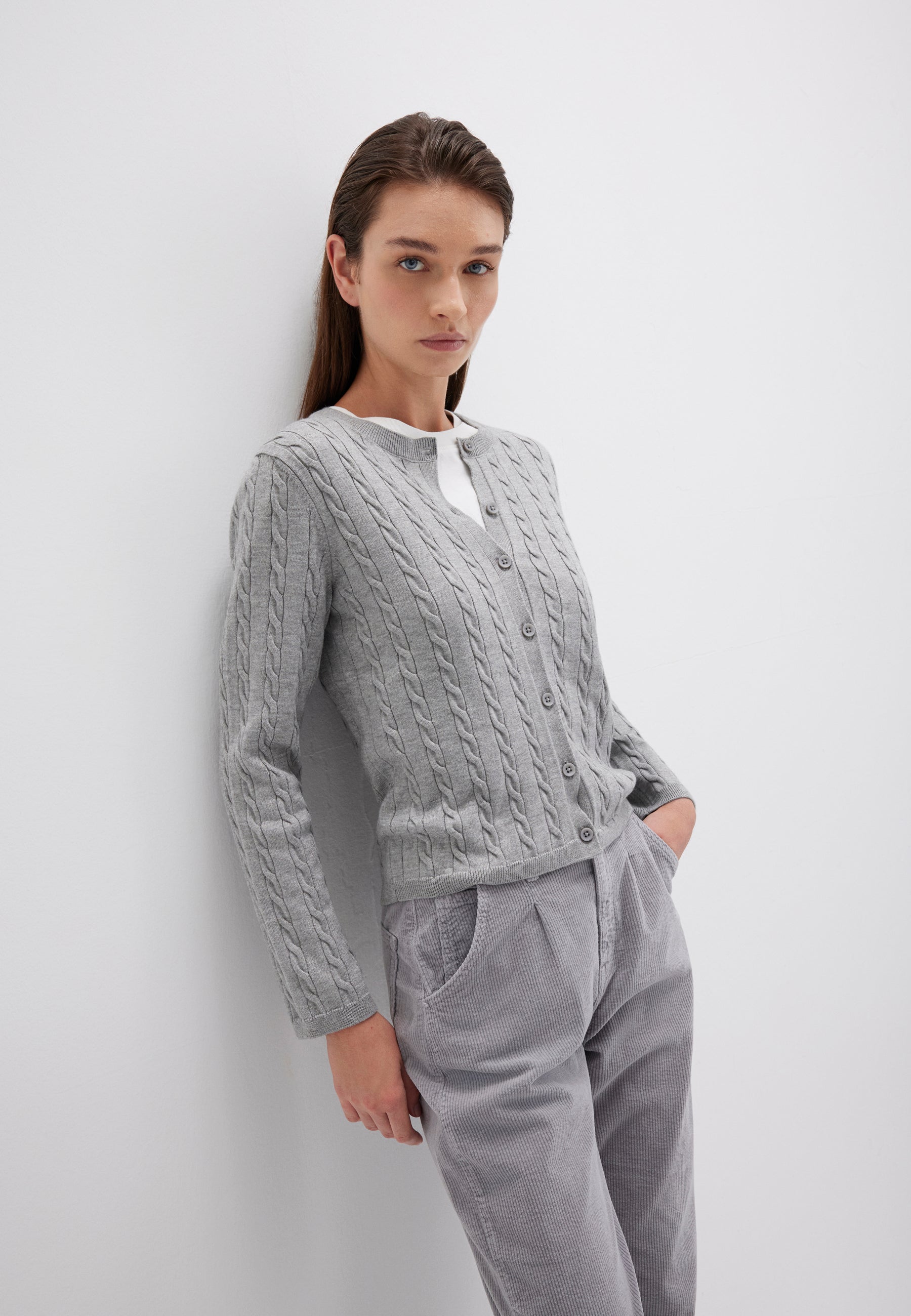 Button Short Cardigan in Mid Grey Melange Strickjacken Mavi