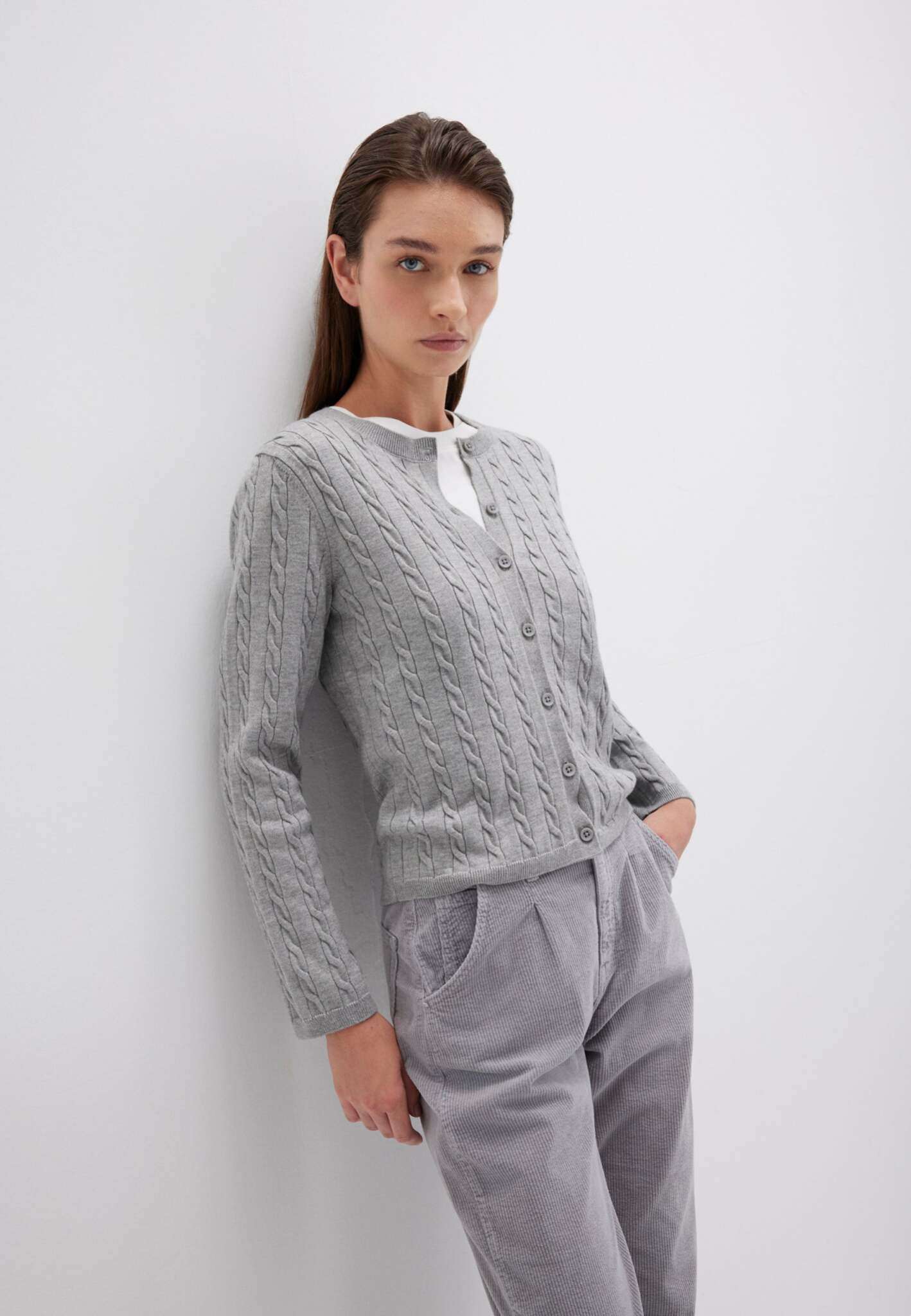 Button Short Cardigan in Mid Grey Melange Strickjacken Mavi