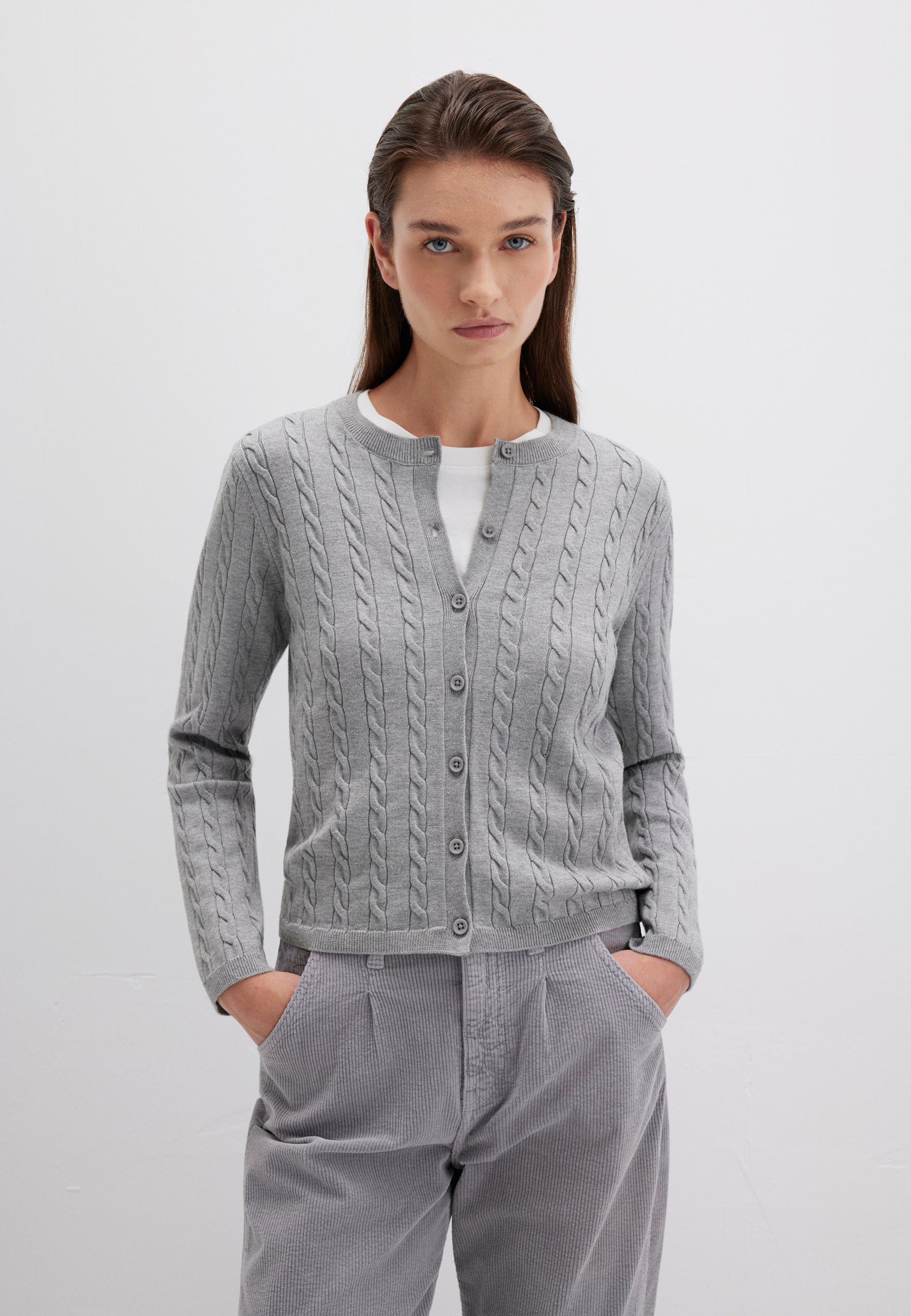 Button Short Cardigan in Mid Grey Melange Strickjacken Mavi