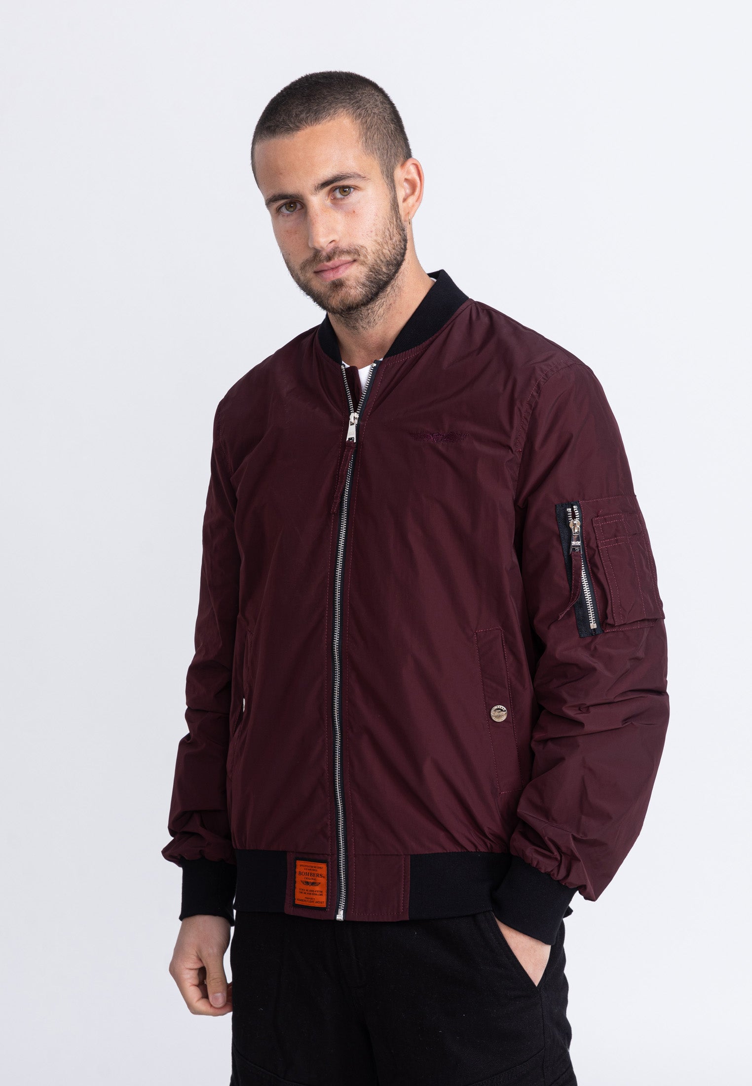 MA1 M Bomberjacke in Burgundy Jacken Bombers Original   