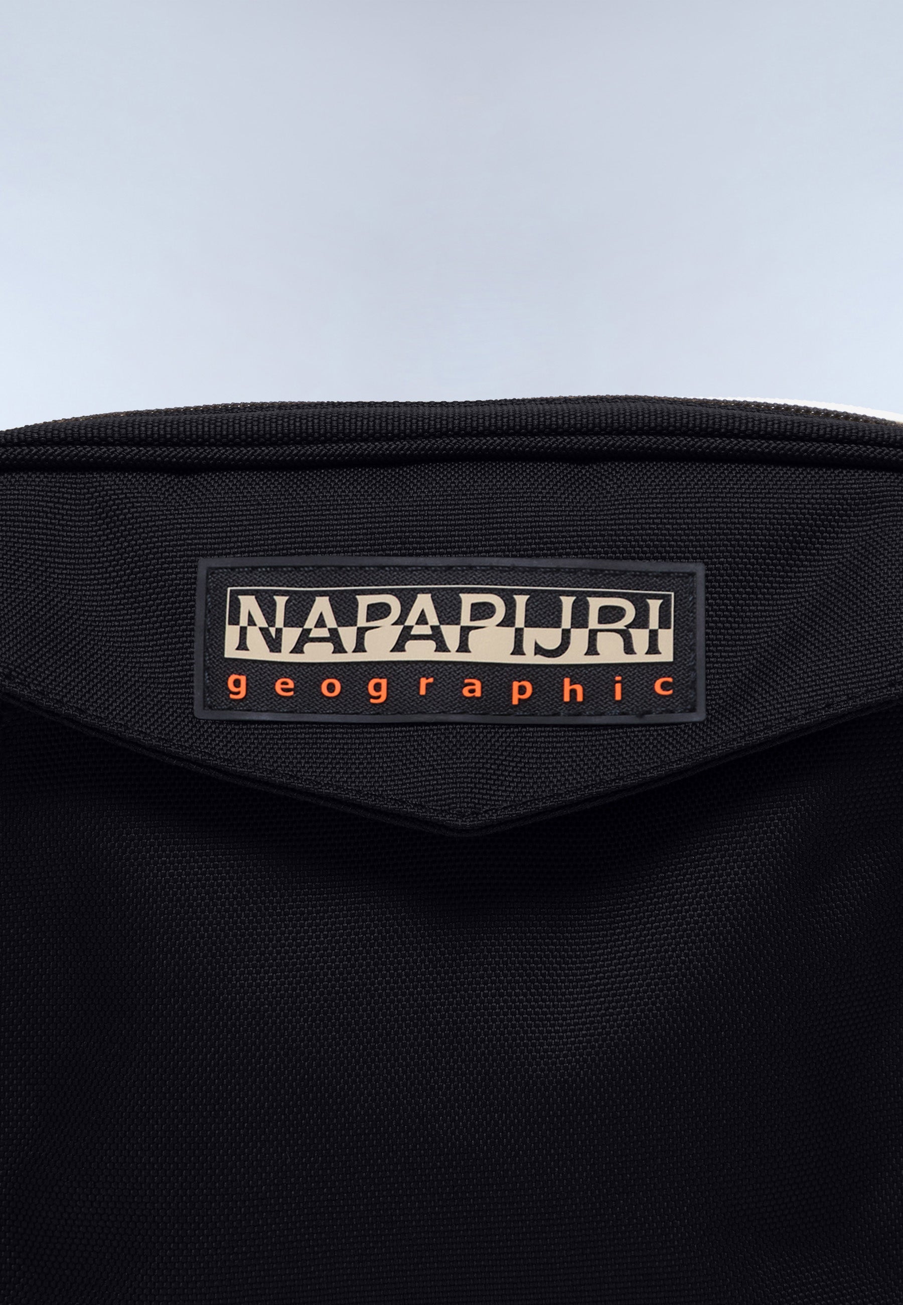 Crossbody-Tasche VOYAGE CB - 3 L in Black Beauty Taschen Napapijri