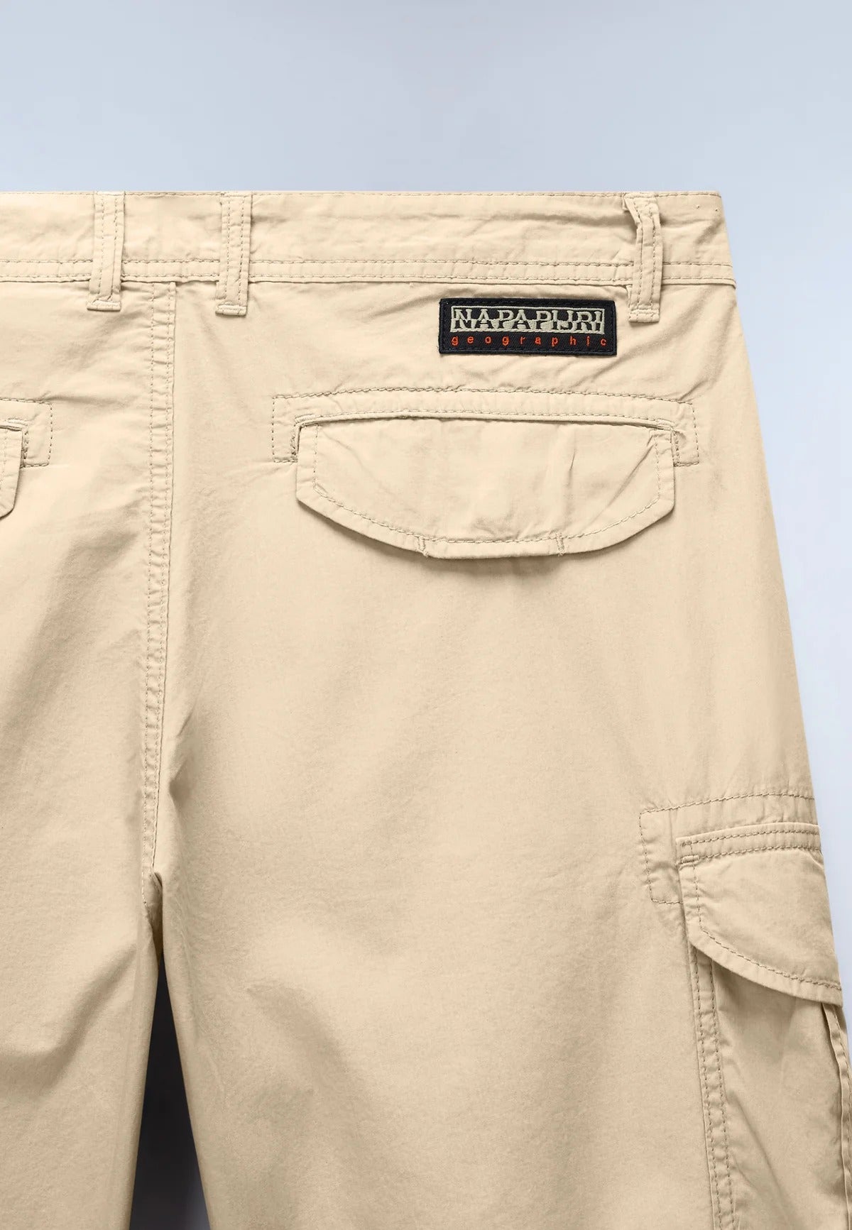 Shorts NOTO 2.0 in Mojave Shorts Napapijri
