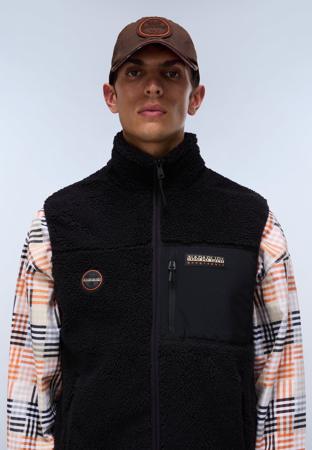 Gilet YUPIK V 2 in Black Beauty Jacken Napapijri