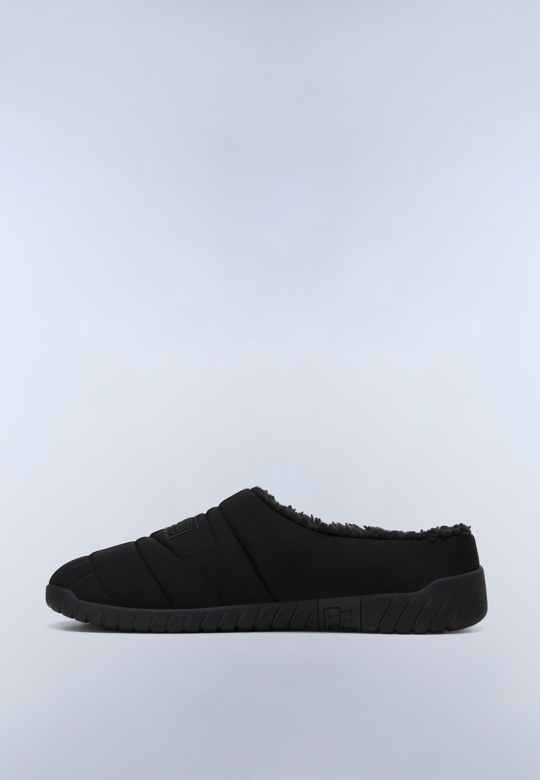 Slip-On F6 NOREG 01/PUF in Black Beauty Schuhe Napapijri