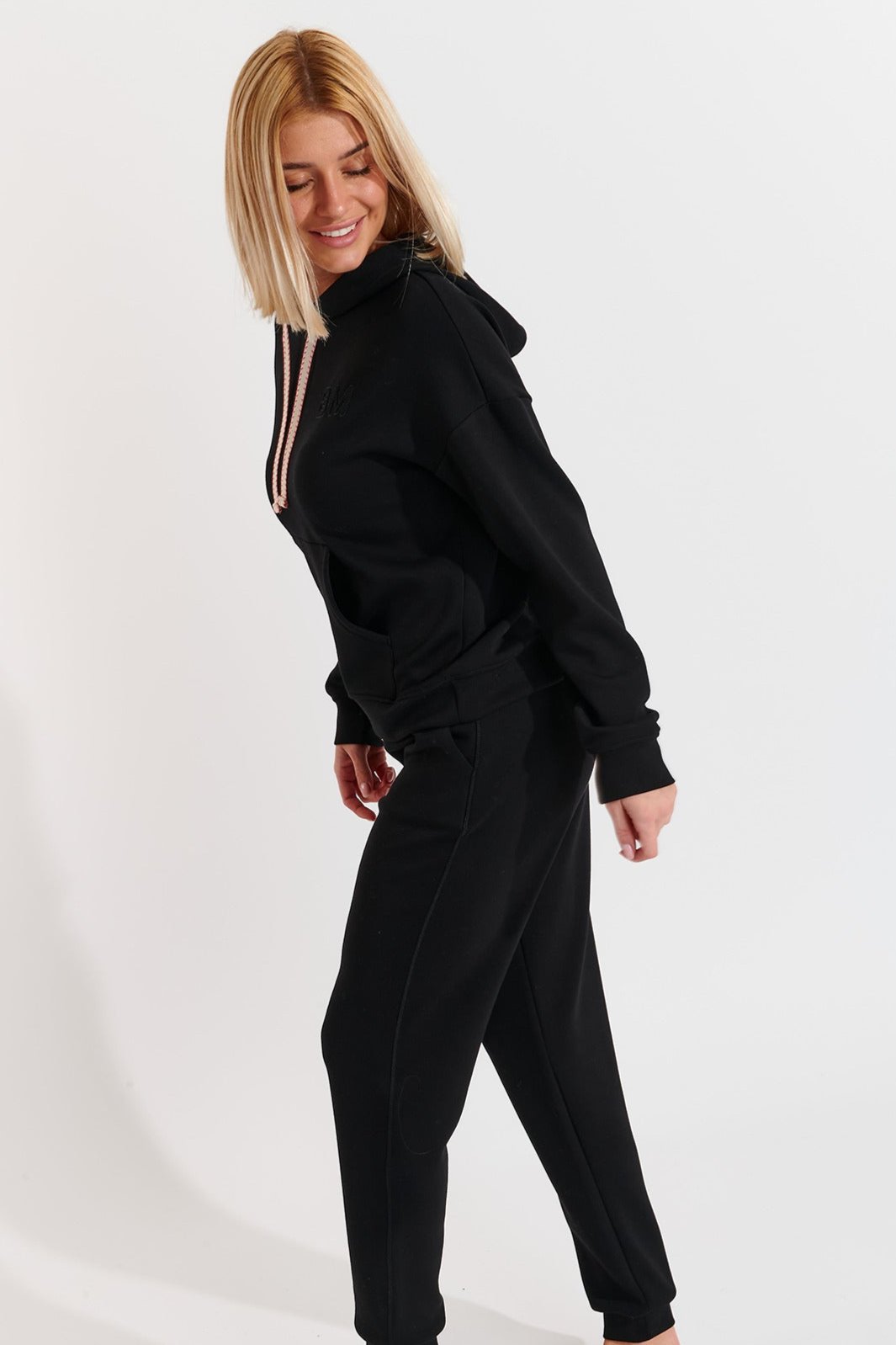 QUICK-BAYJOY Jogginghose in Noir Hosen Banana Moon