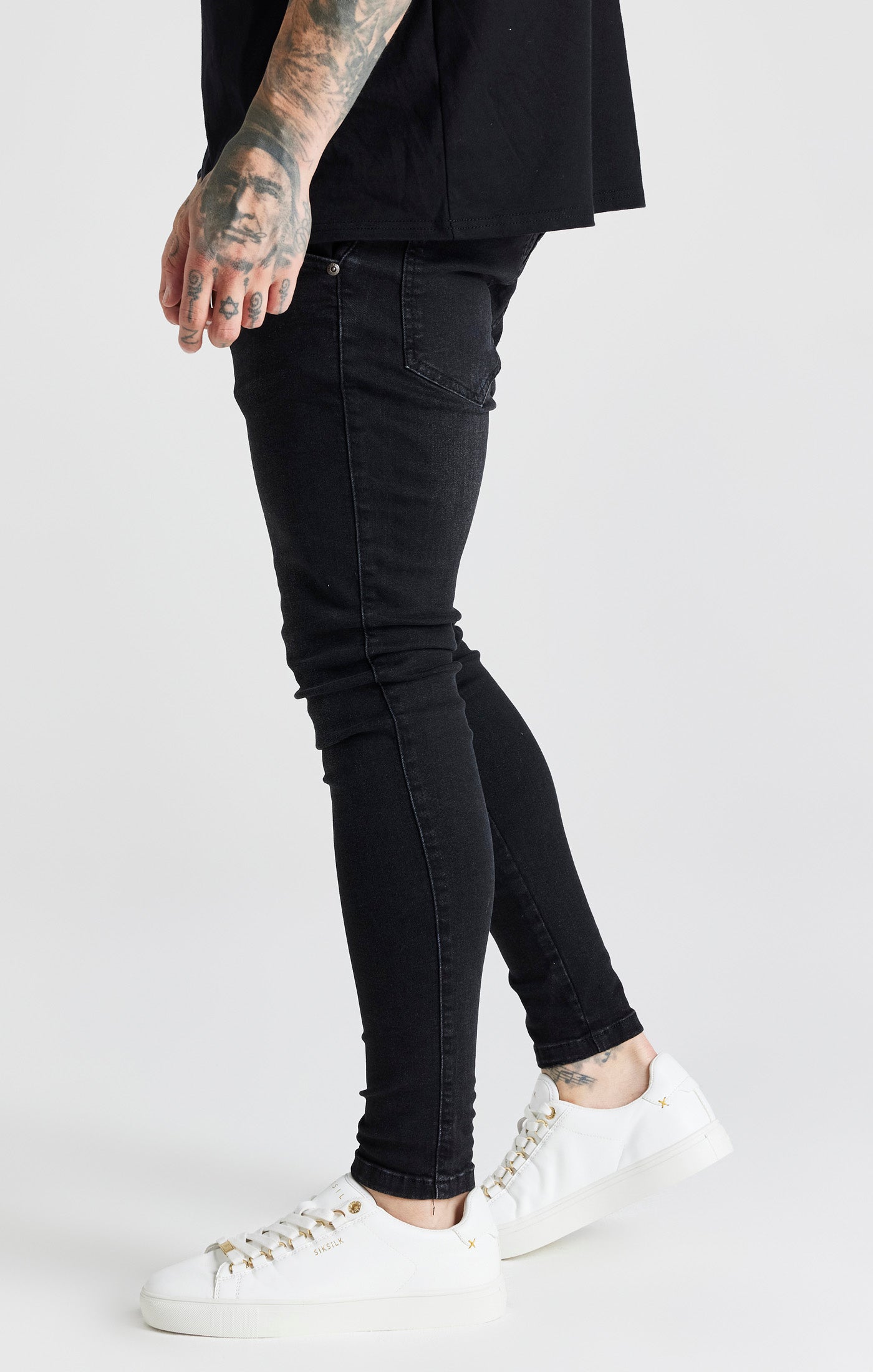Essential Skinny Jean in Black Jeans SikSilk