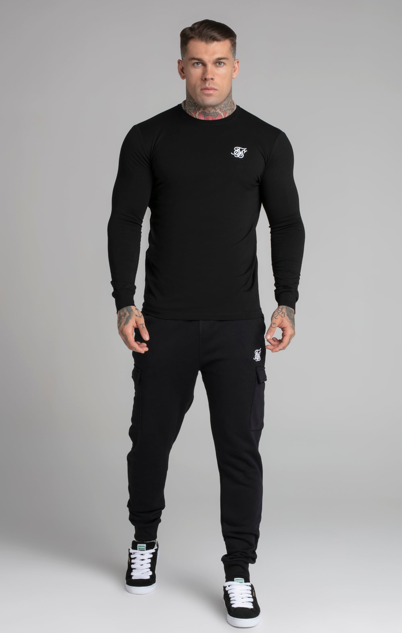 Essential Sweatshirt in Black Sweatshirts SikSilk