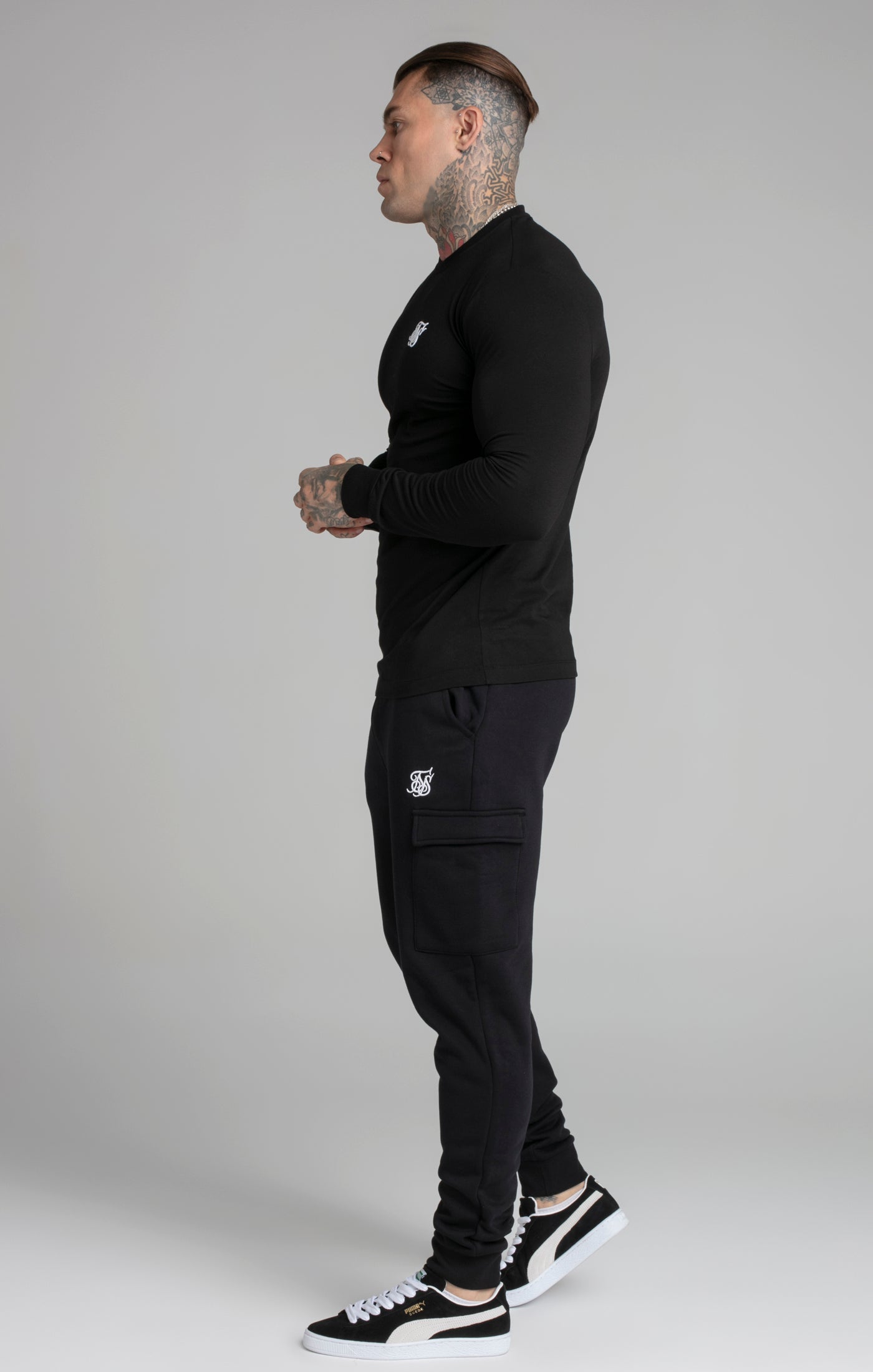 Essential Sweatshirt in Black Sweatshirts SikSilk