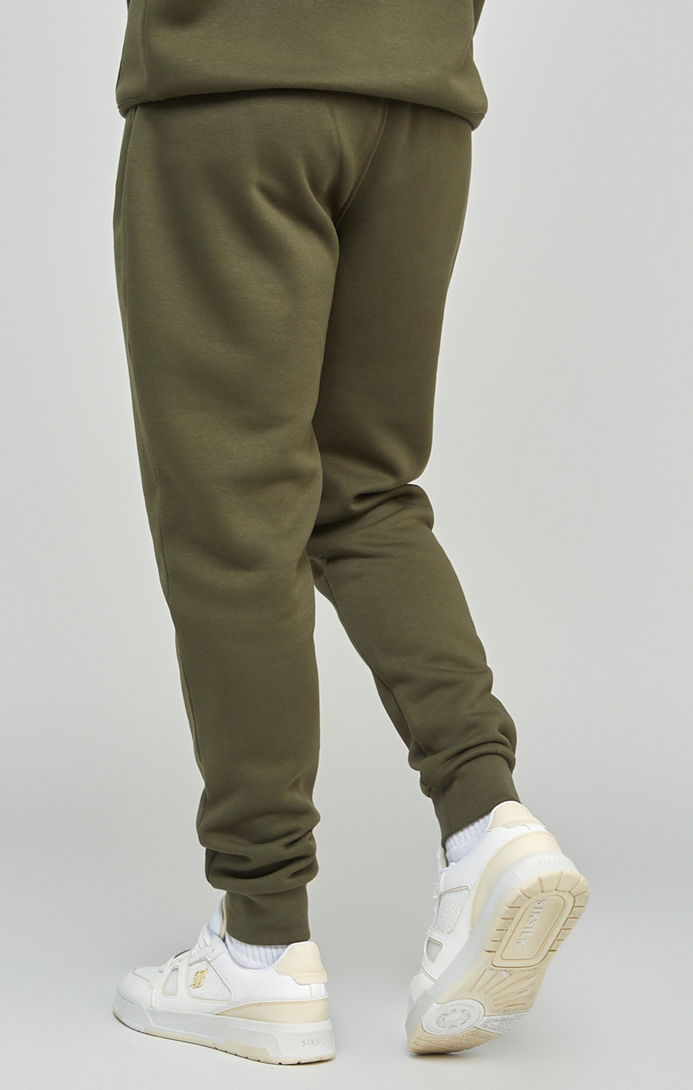 Essential Cuffed Jogger in Khaki Hosen SikSilk