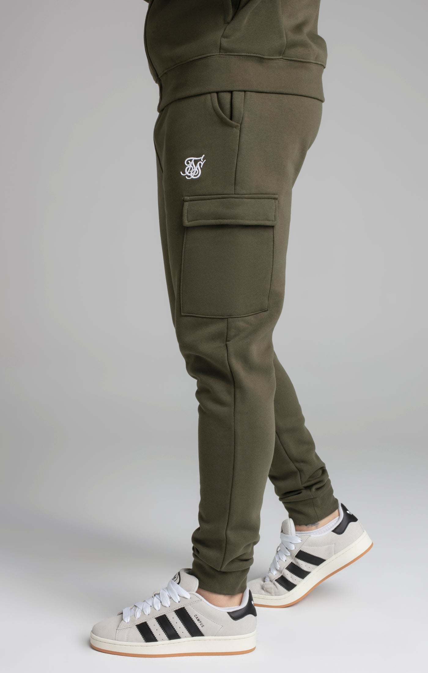 Essential Cargo Jogger in Khaki Hosen SikSilk