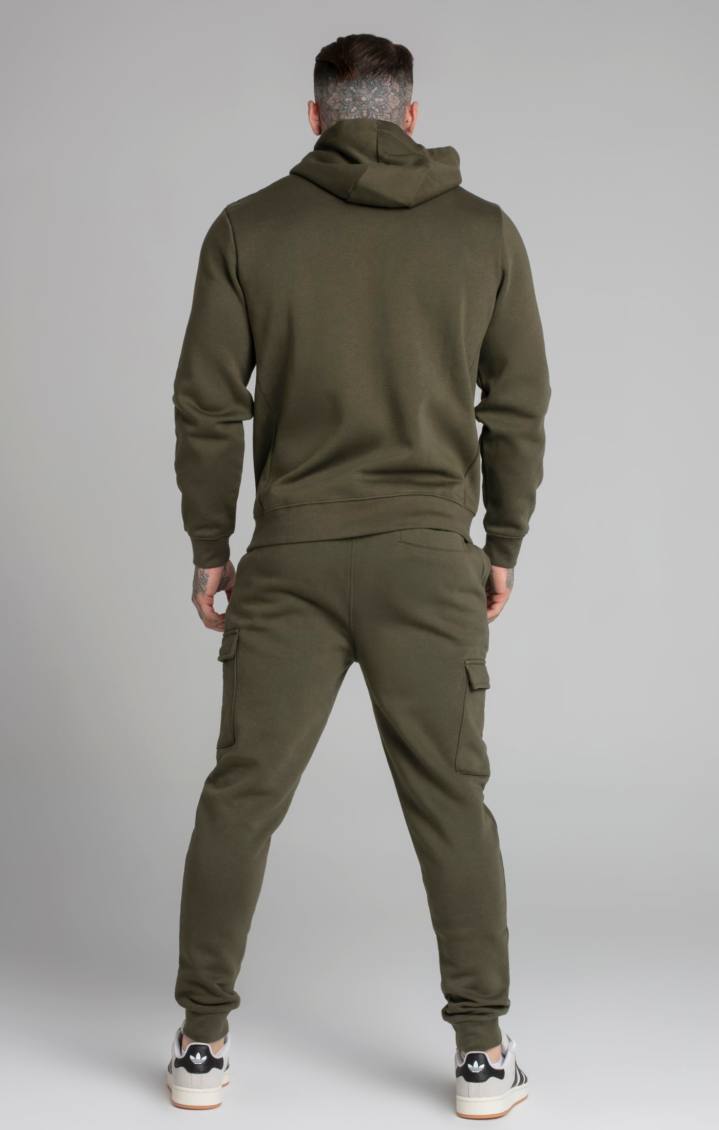 Essential Cargo Jogger in Khaki Hosen SikSilk   