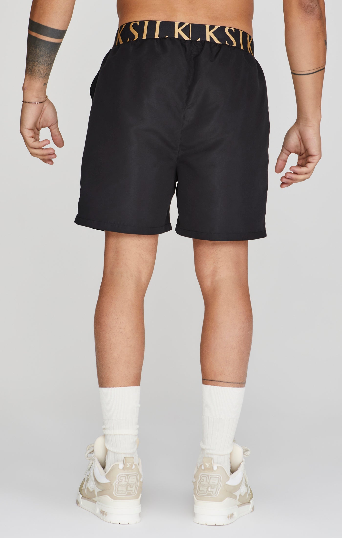Swim Shorts in Black Badehosen SikSilk