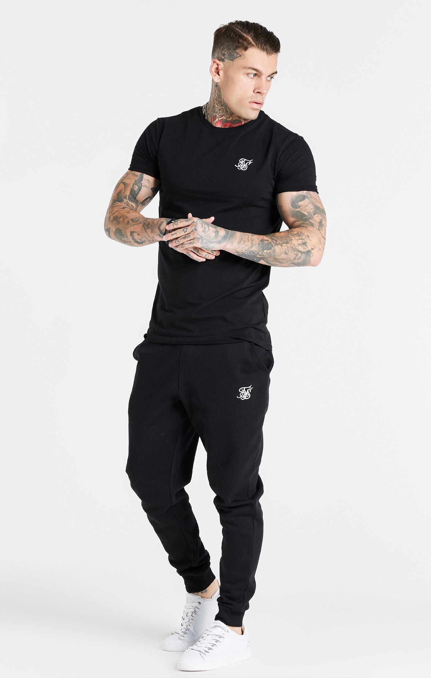 Essential Short Sleeve Muscle Fit T-Shirt in Black T-Shirts SikSilk