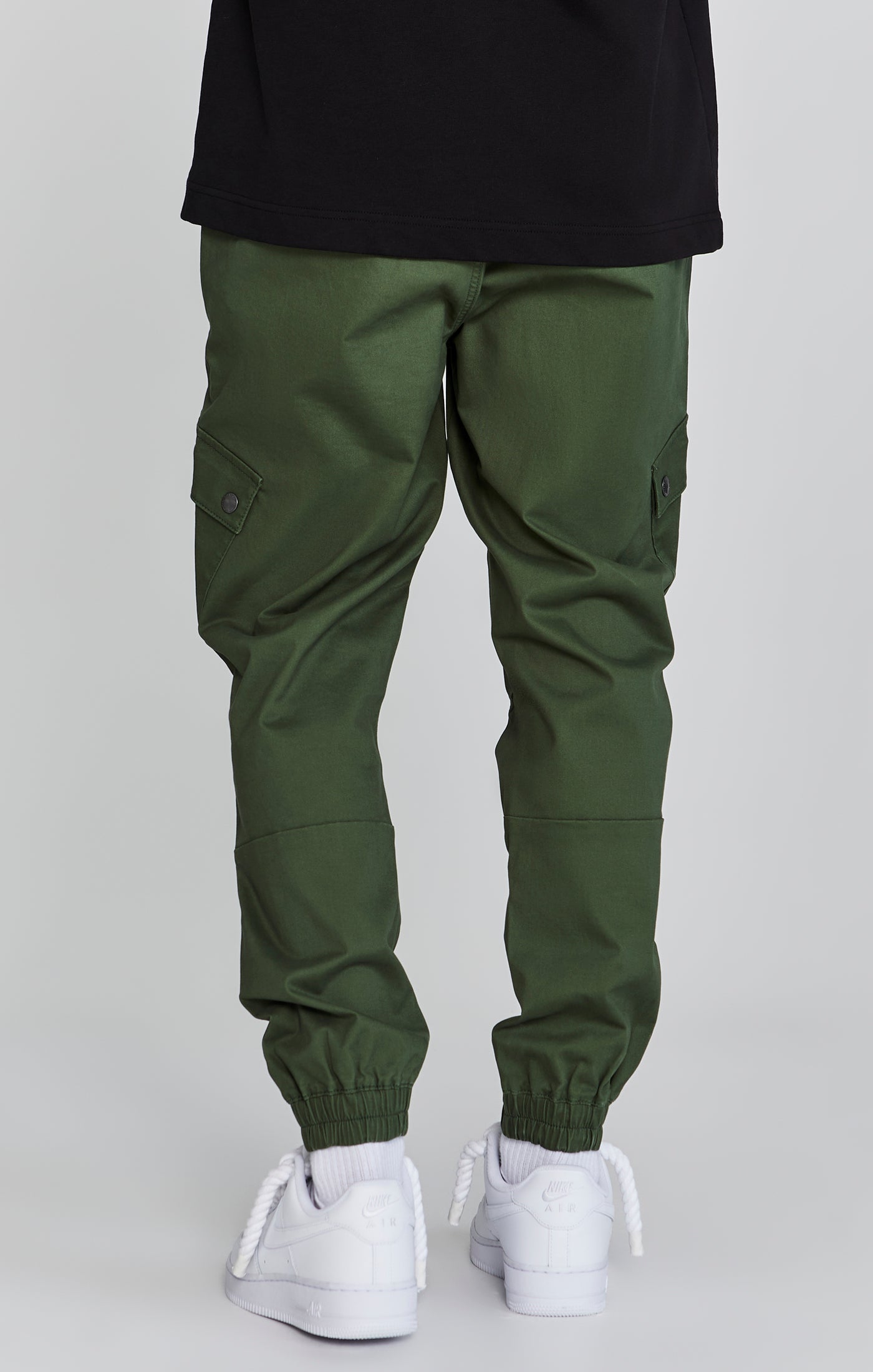 Cargo Pants in Green Khaki Hosen SikSilk