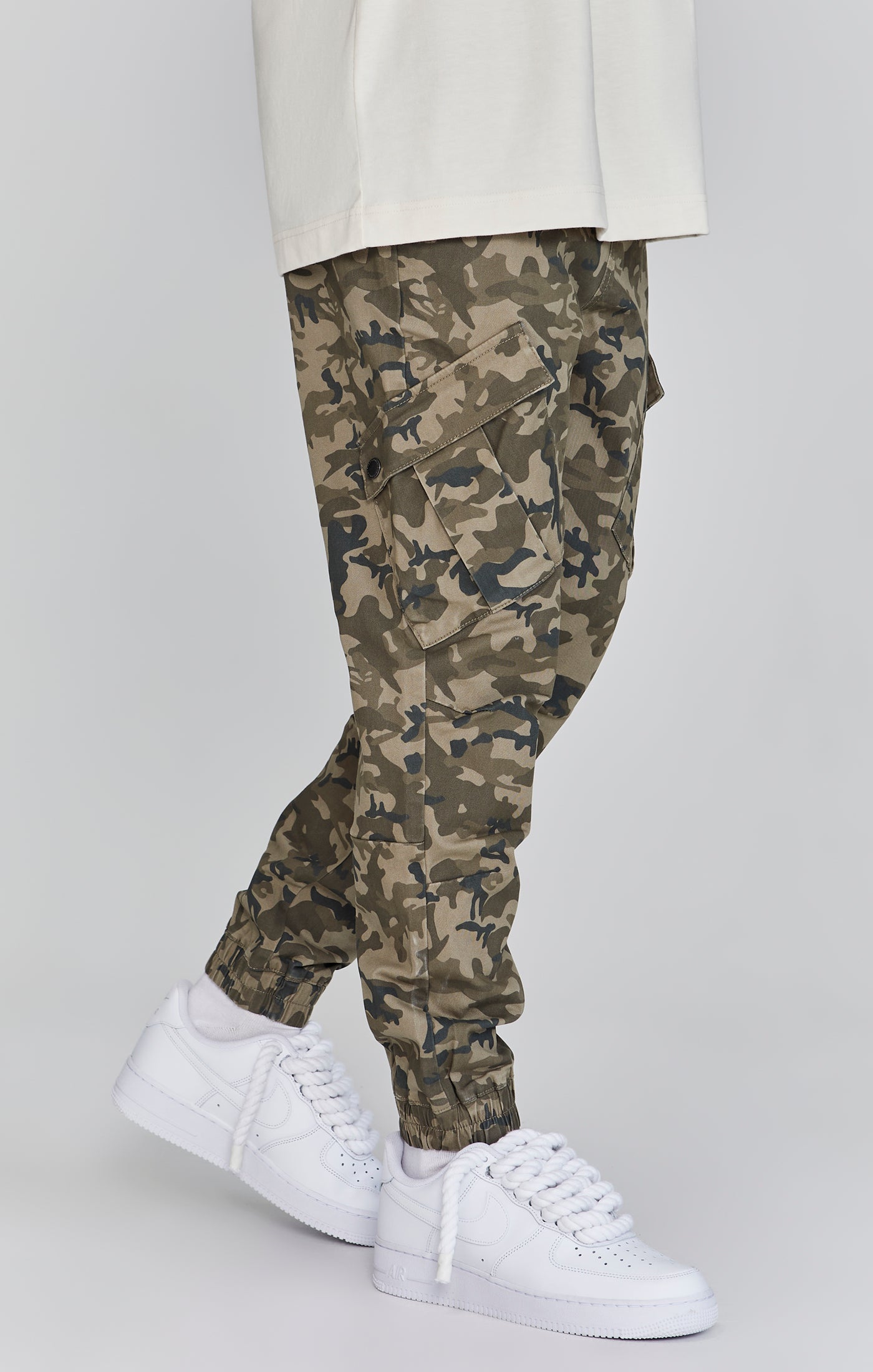 Cargo Pants in Green Camo Hosen SikSilk