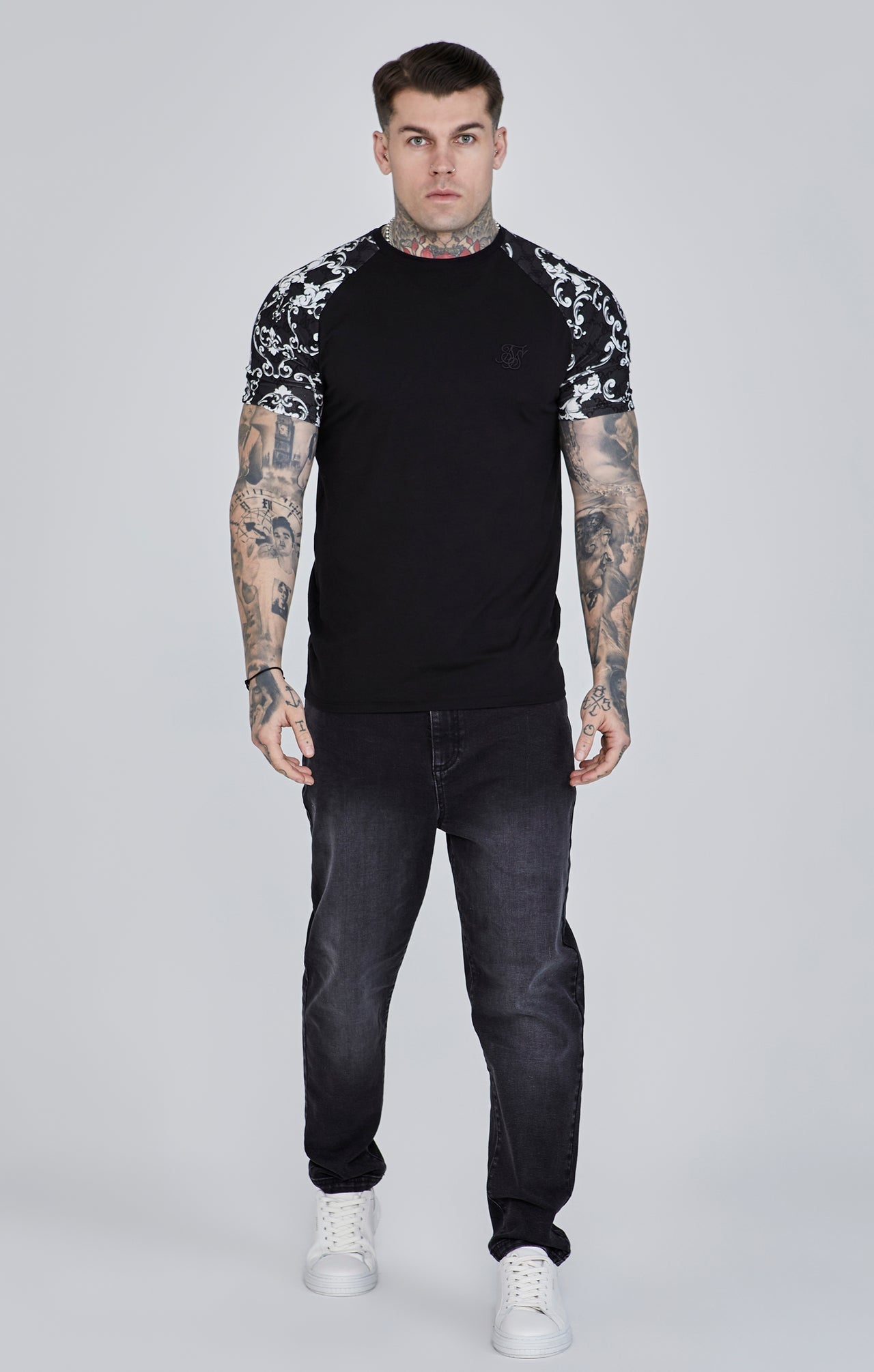 Venetian T-Shirt in Black T-Shirts SikSilk