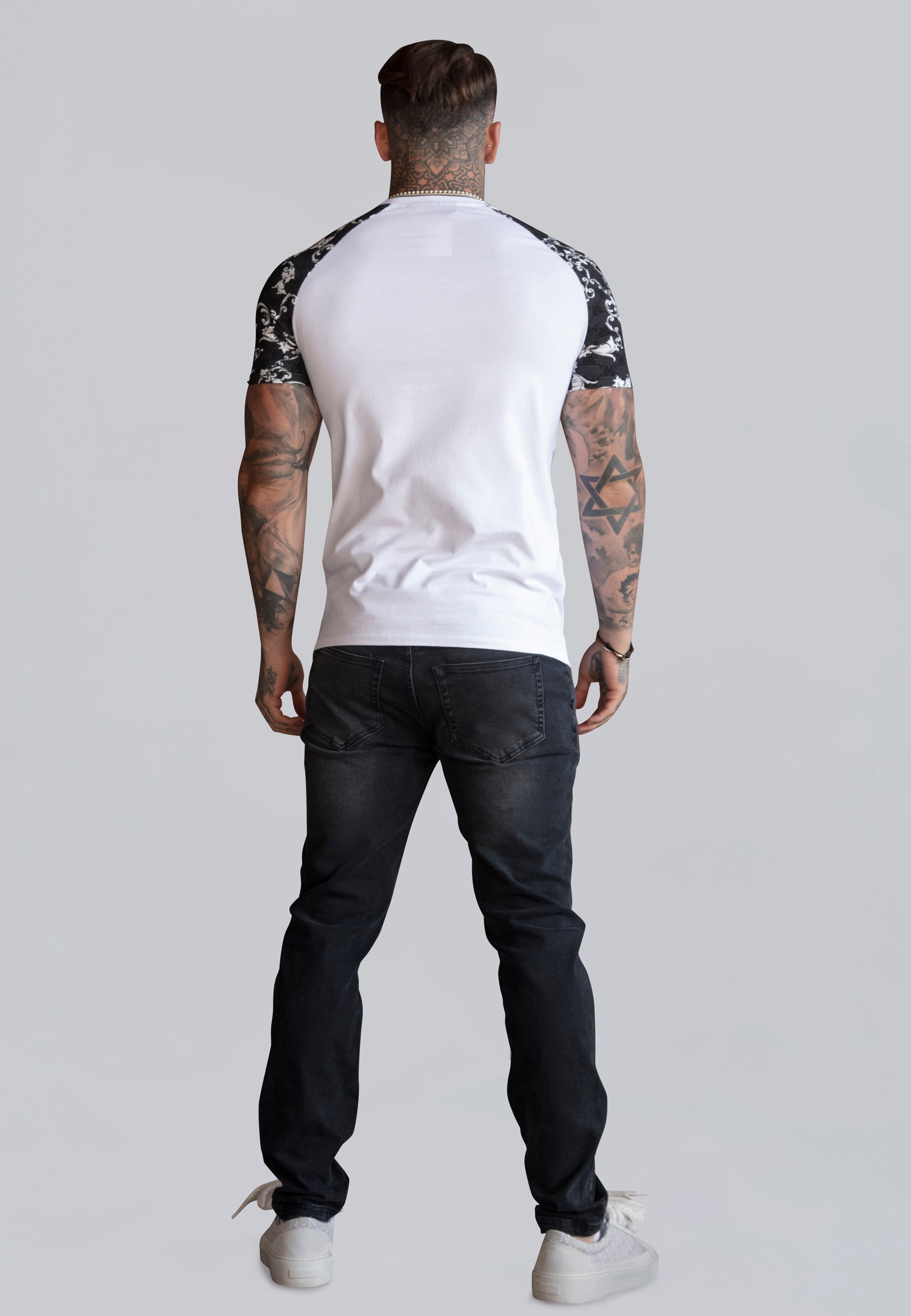 Venetian T-Shirt in White T-Shirts SikSilk
