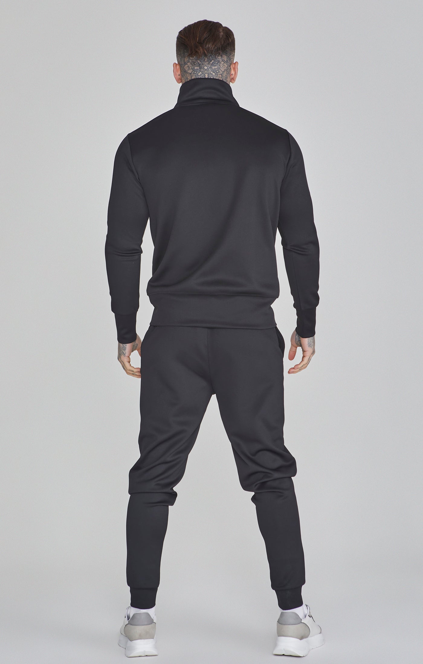 Essentials Poly Track Top in Black Sweatjacken SikSilk