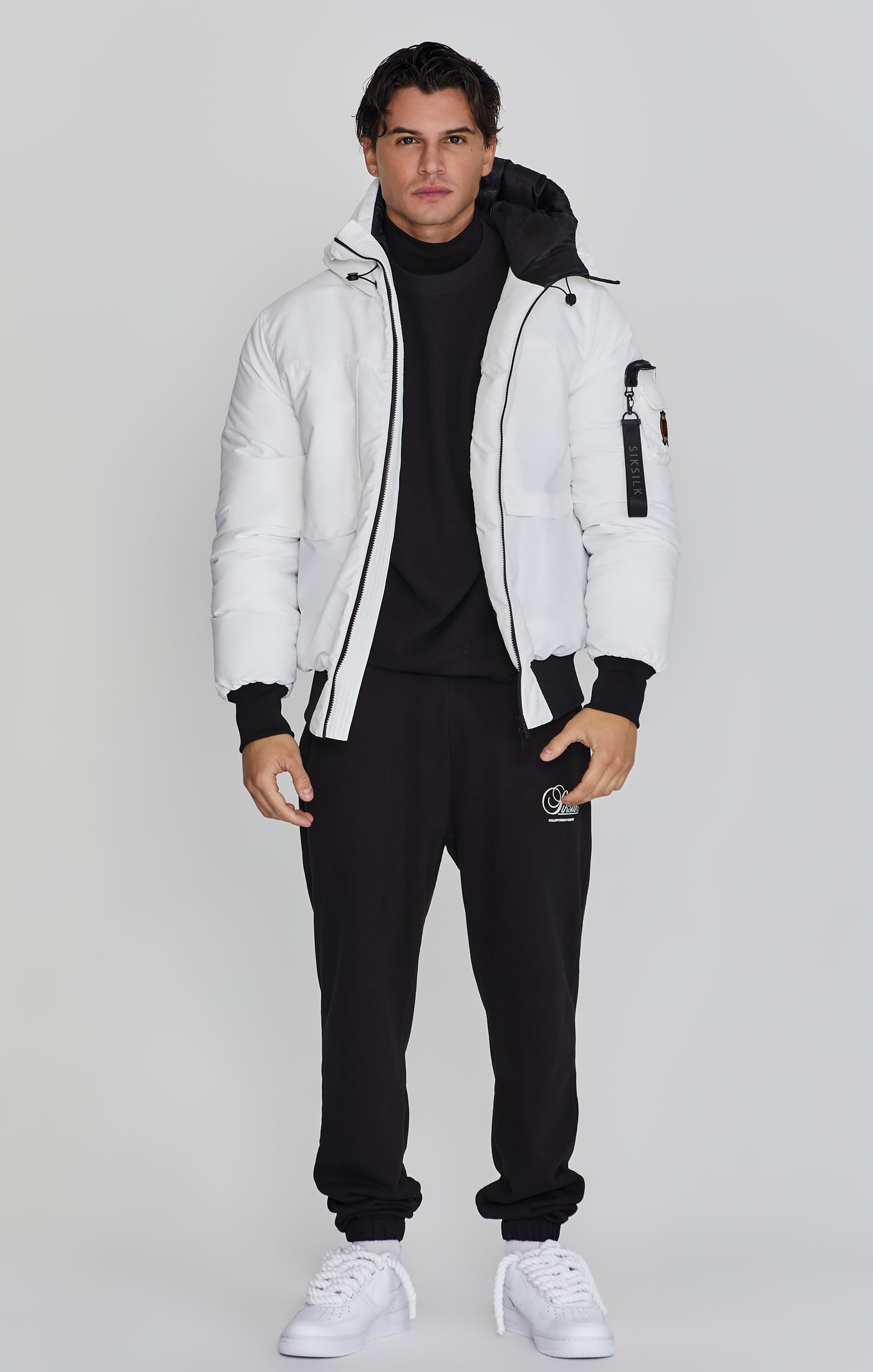 Bomber Jacket in White Jacken SikSilk