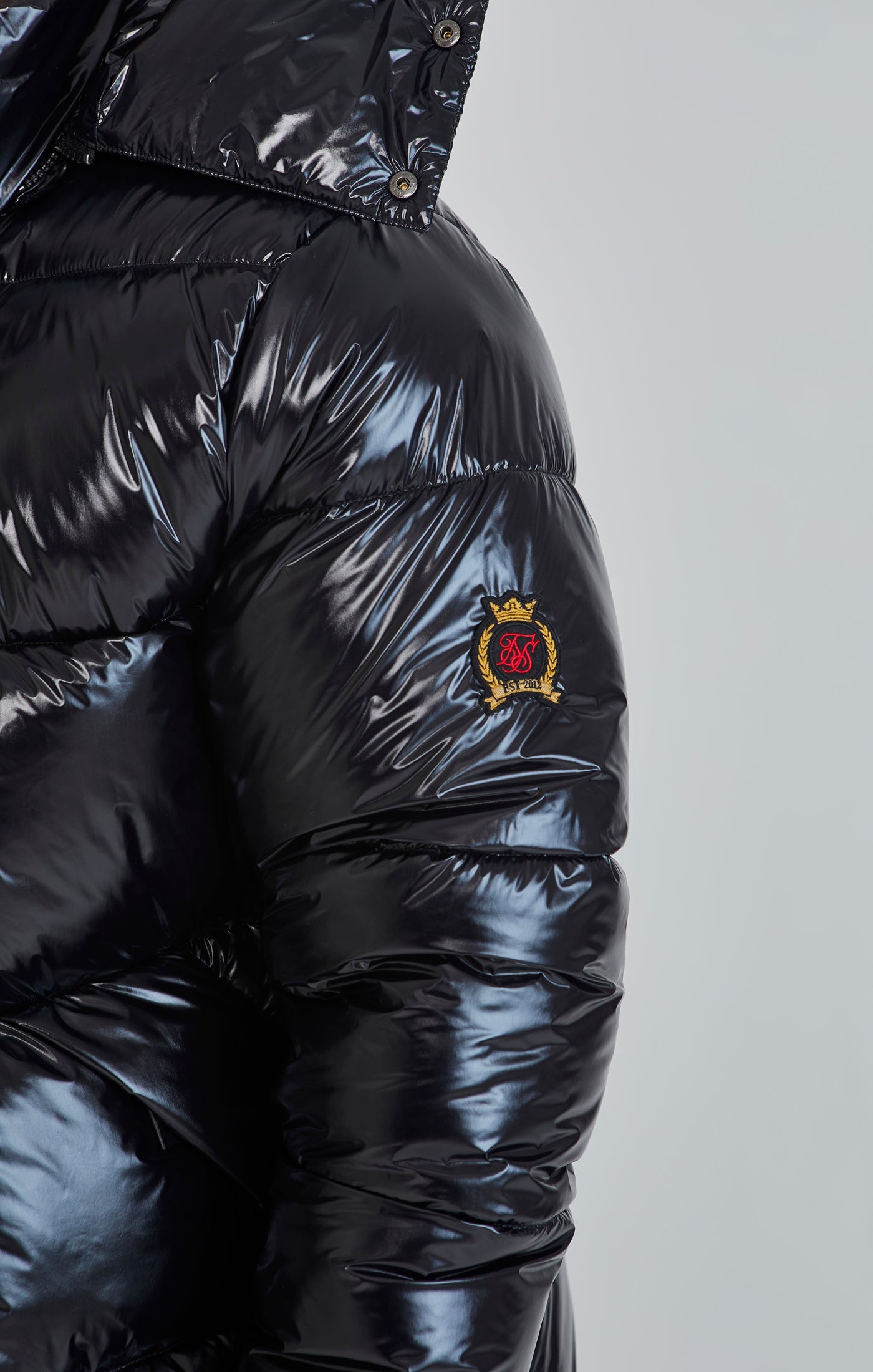 Puffer Jacket in Black Jacken SikSilk