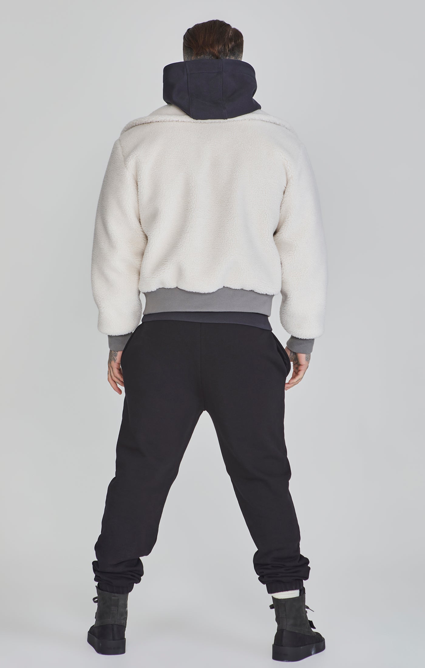 Bomber Jacket in Ecru Jacken SikSilk