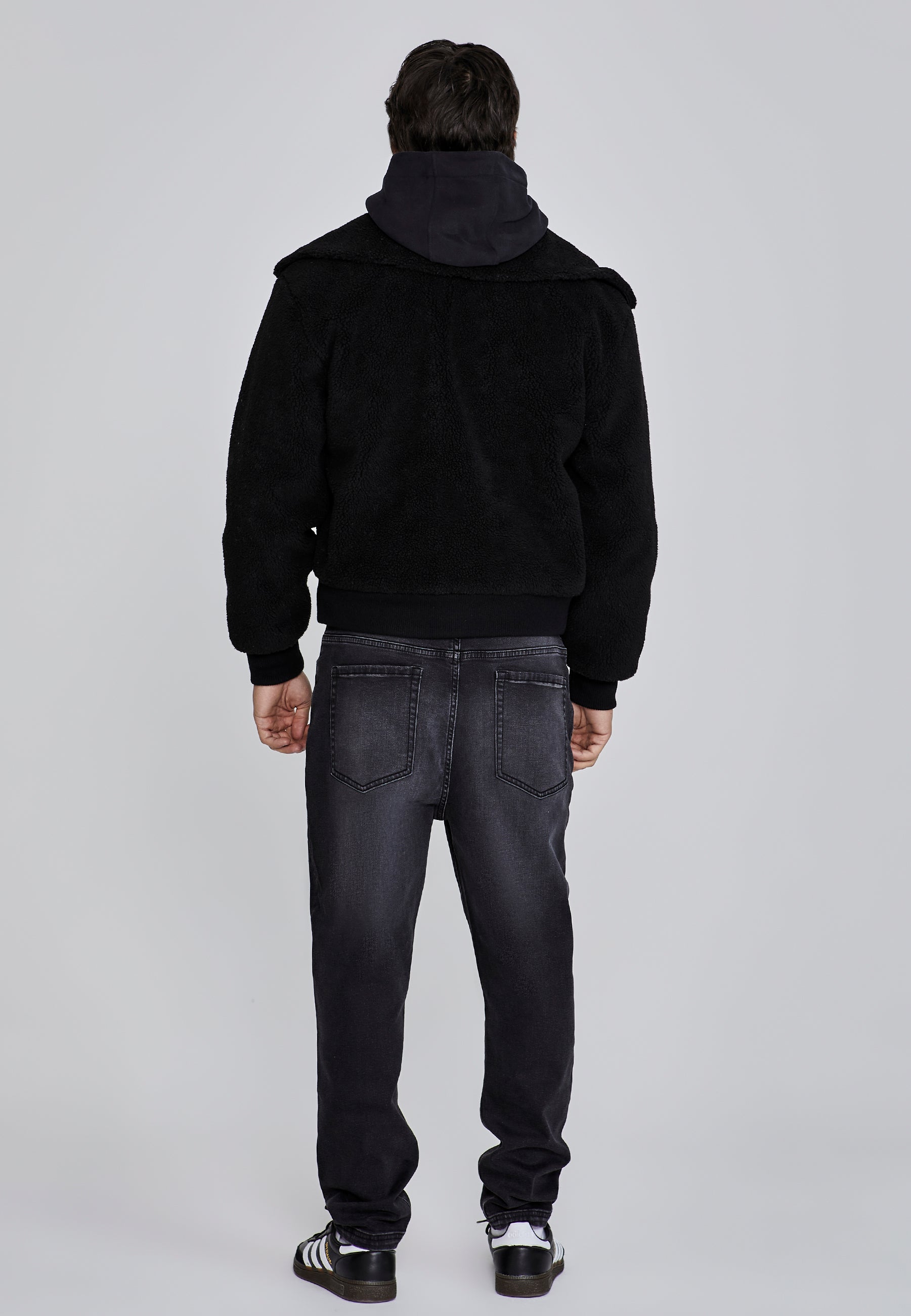 Sherpa Bomber Jacket in Black Jacken SikSilk