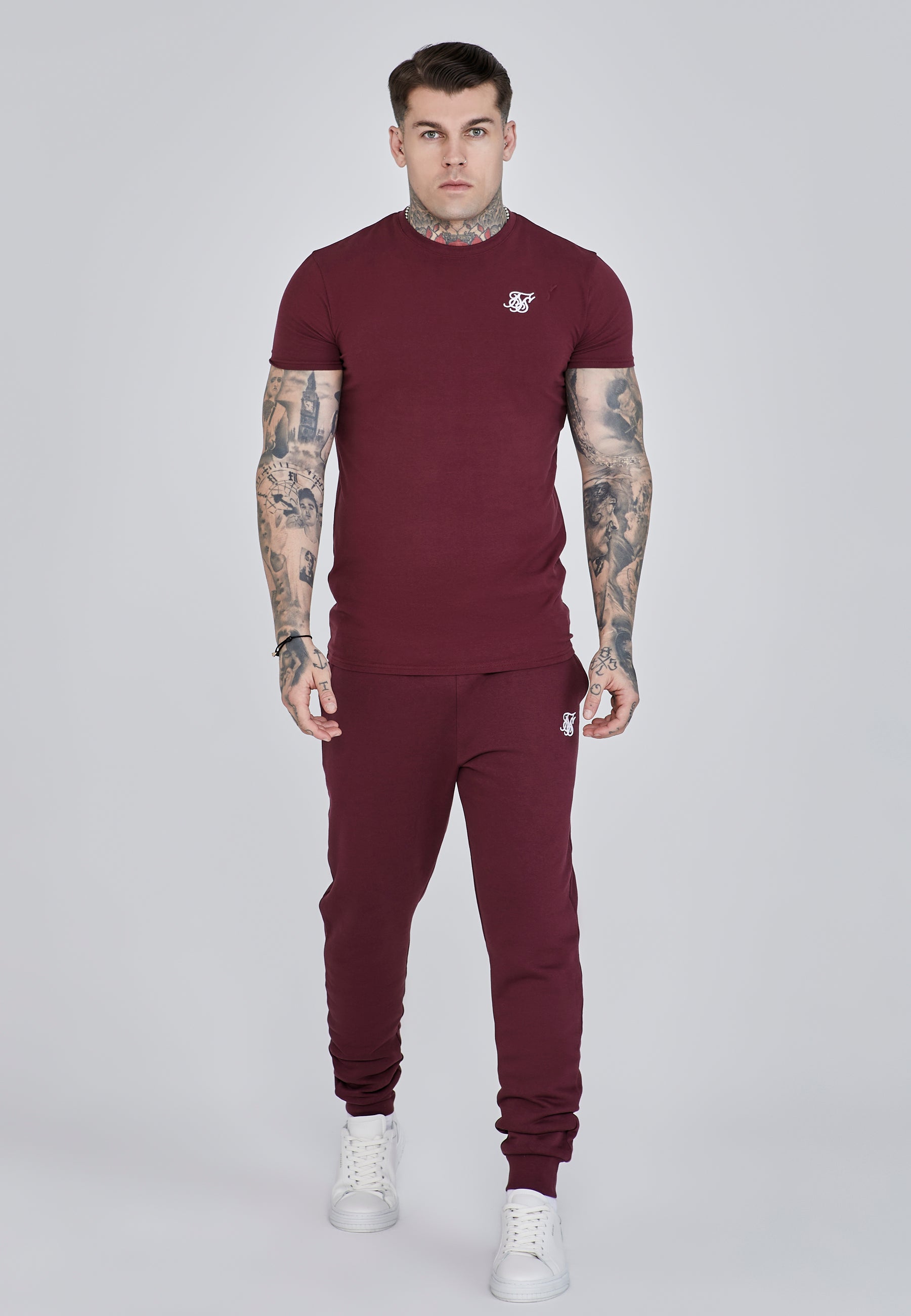 Essentials Joggers in Burgundy Hosen SikSilk