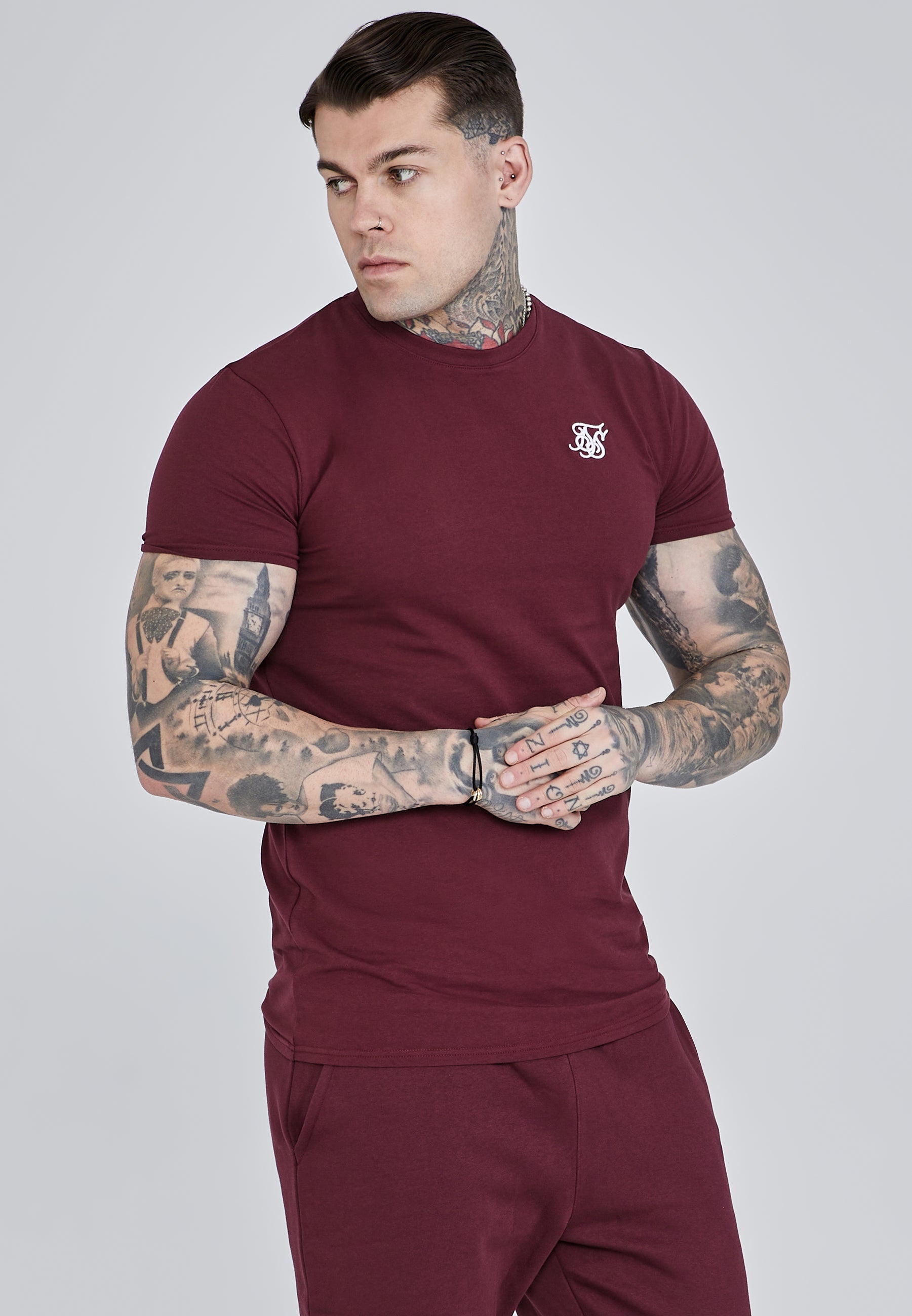 Essentials T-Shirt in Burgundy T-Shirts SikSilk