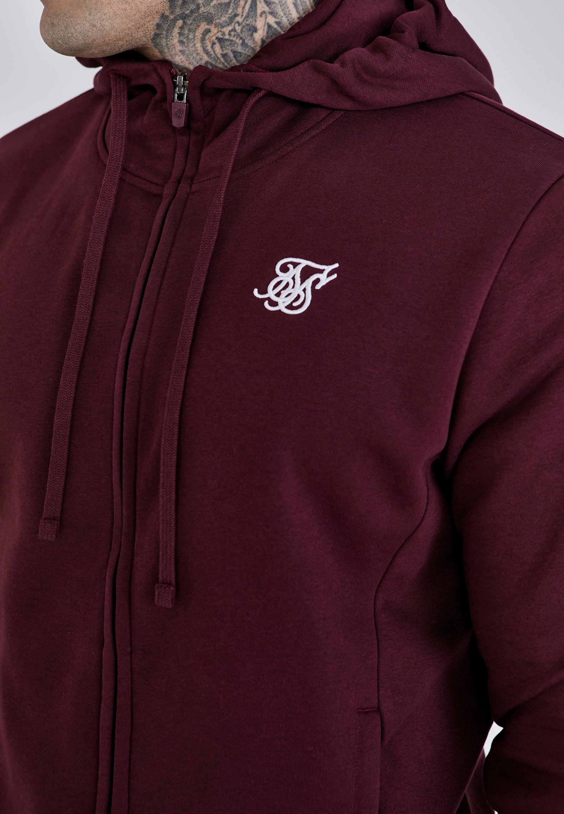 Essentials Full Zip Hoodie in Burgundy Sweatjacken SikSilk