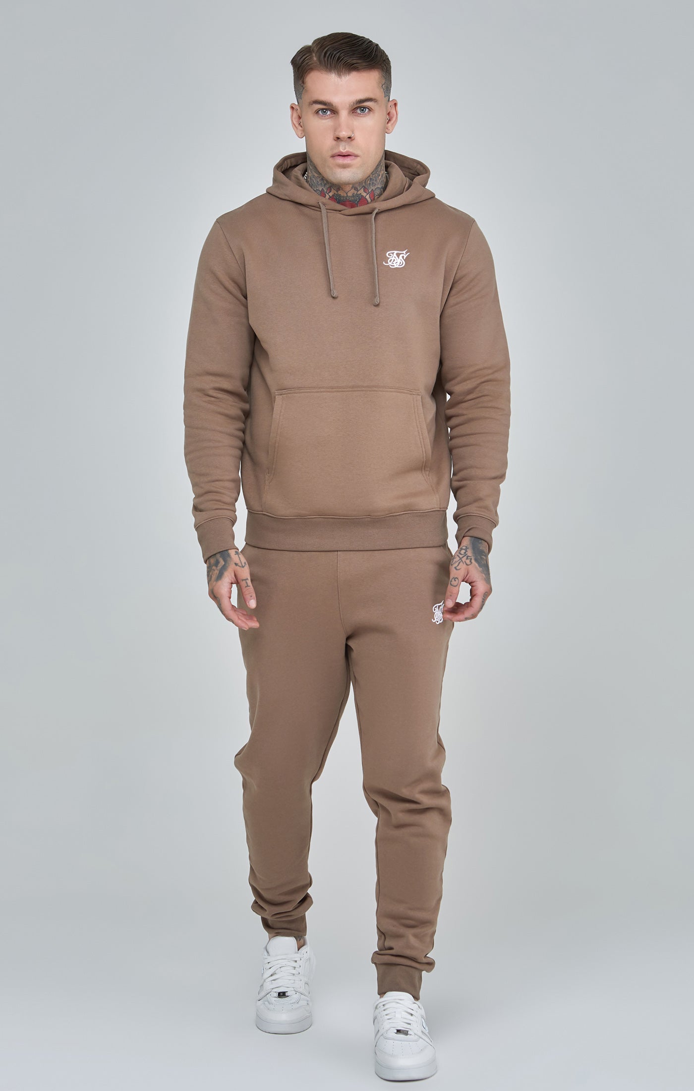 Essentials Overhead Hoodie in Brown Kapuzenpullover SikSilk