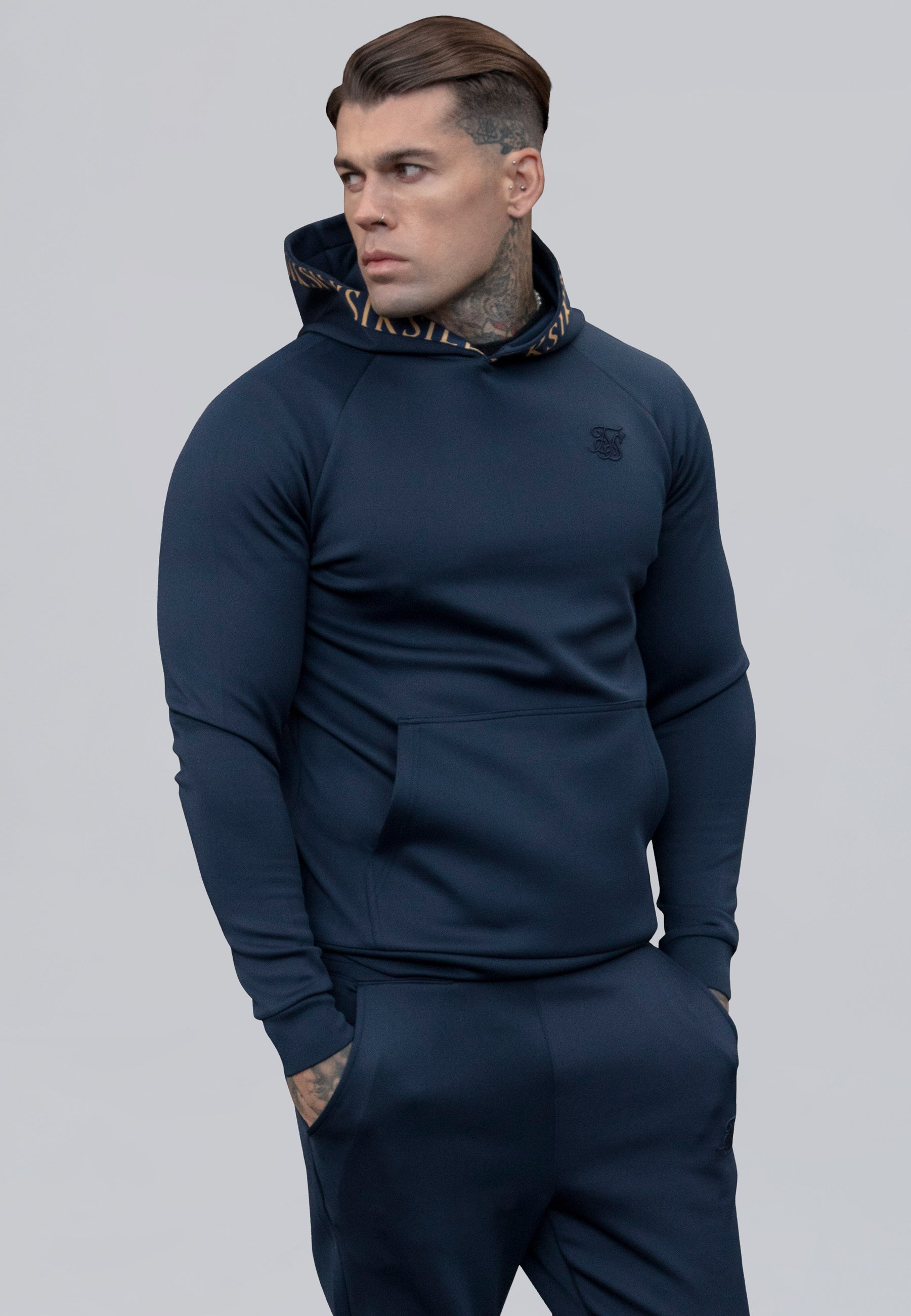 Dynamic Hoodie in Navy Kapuzenpullover SikSilk