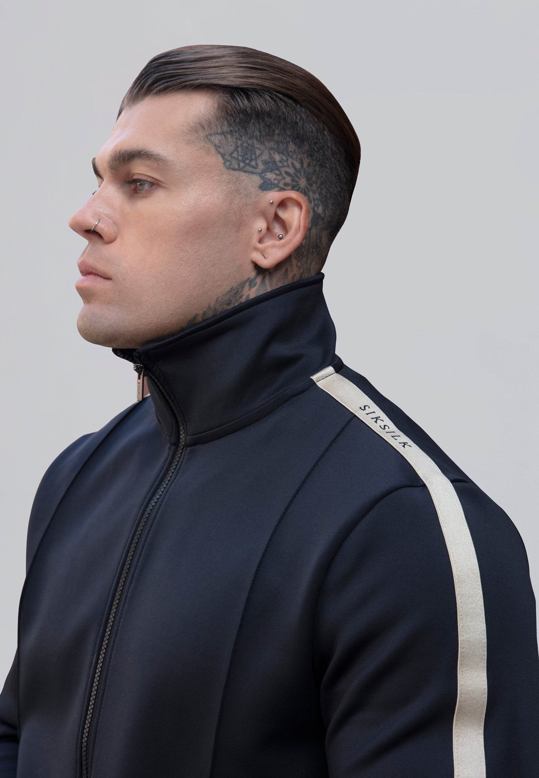 Track Top in Black Sweatjacken SikSilk