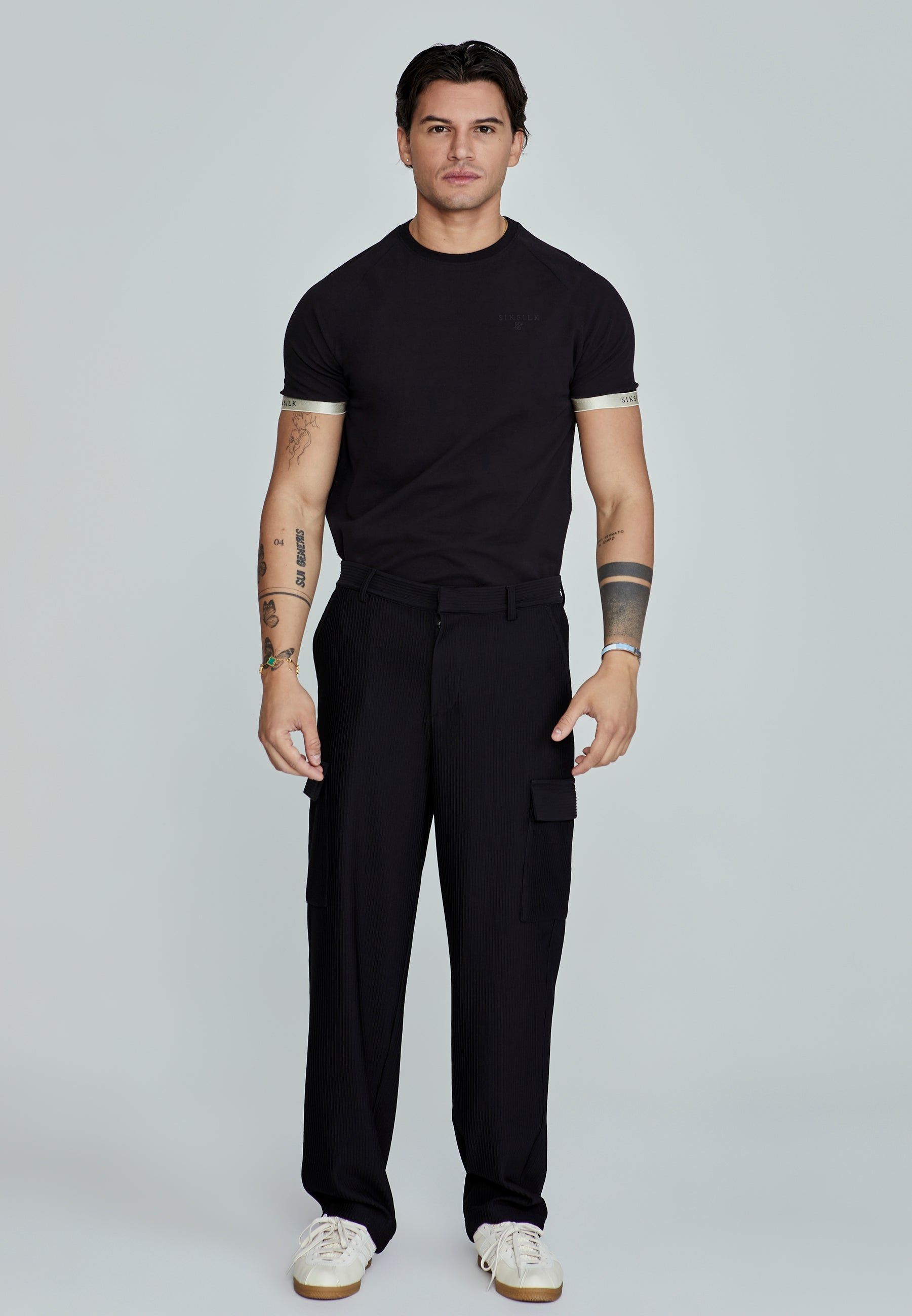Cargo Pants in Black Hosen SikSilk