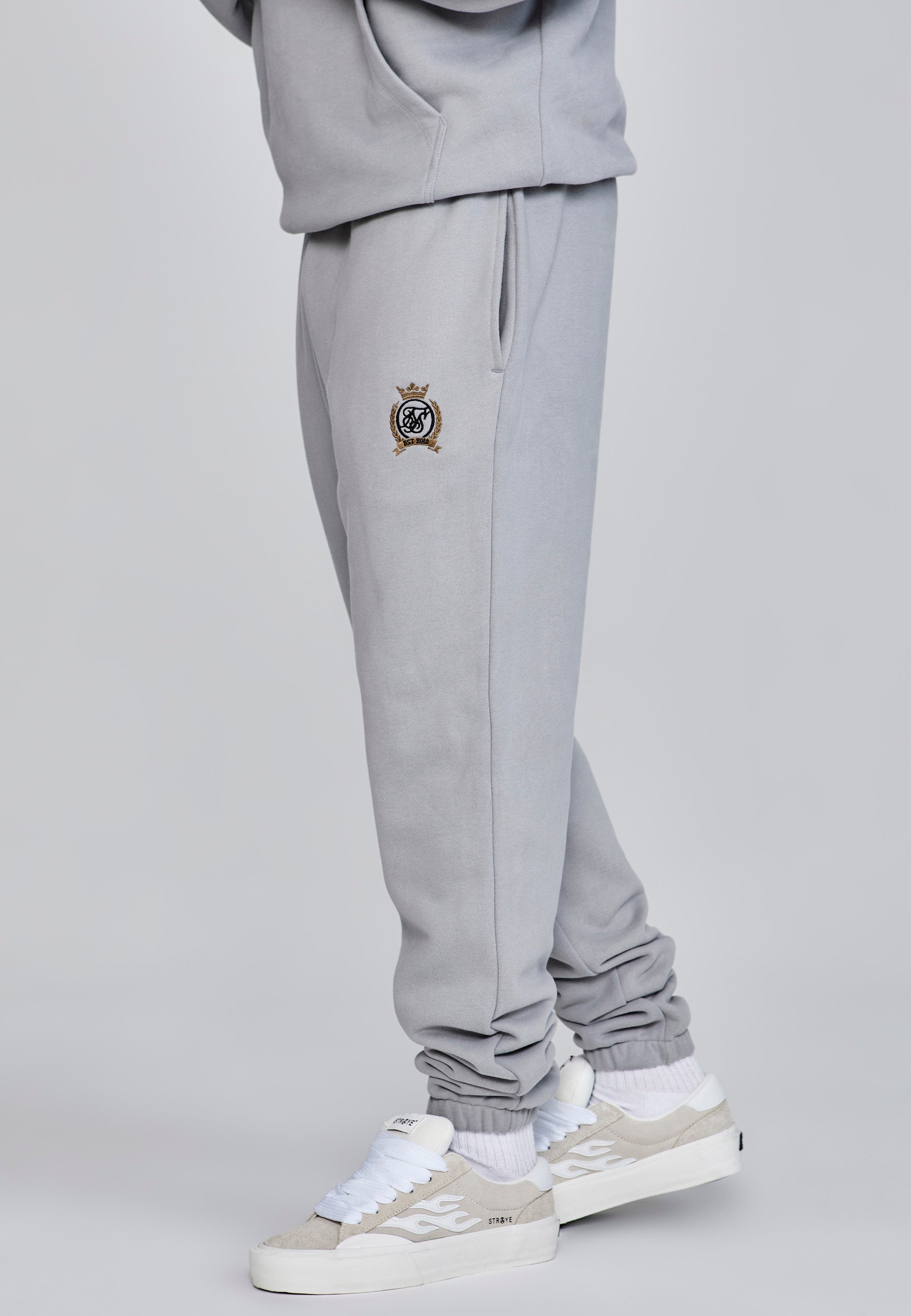 Relaxed Fit Joggers in Grey Hosen SikSilk