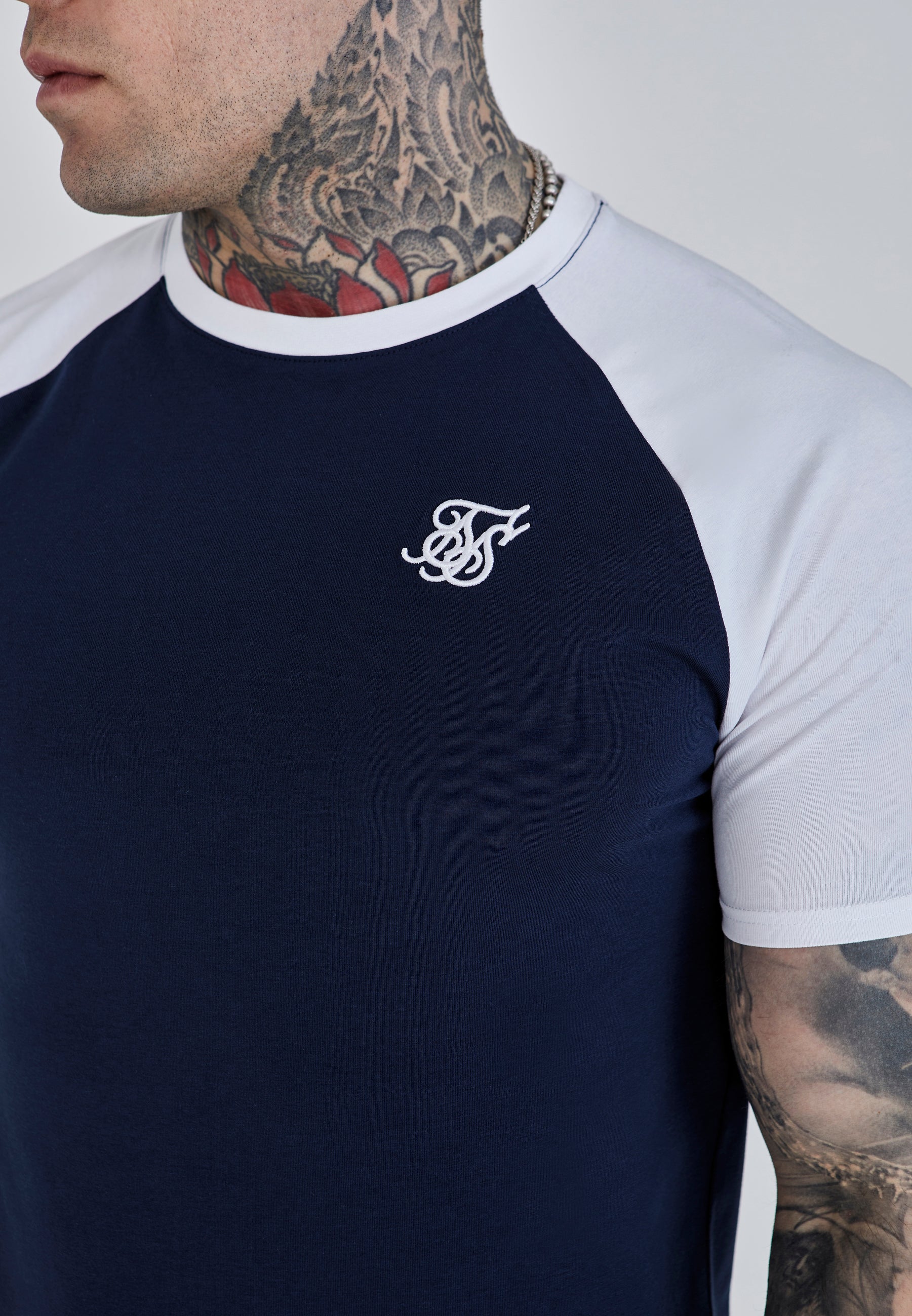 Raglan T-Shirt in Navy, White T-Shirts SikSilk