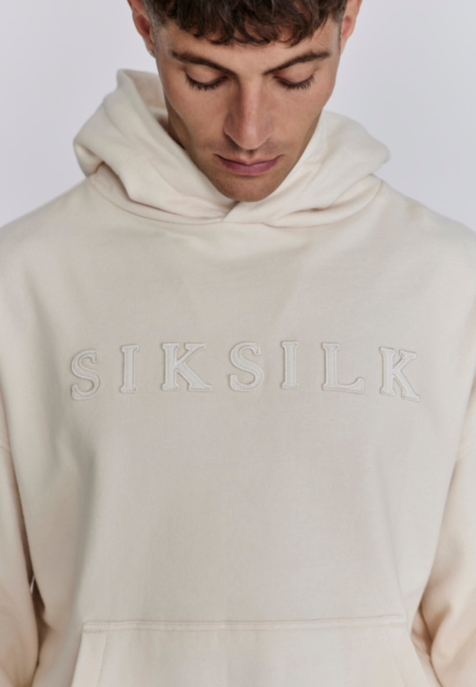 Applique Hoodie in Ecru Kapuzenpullover SikSilk