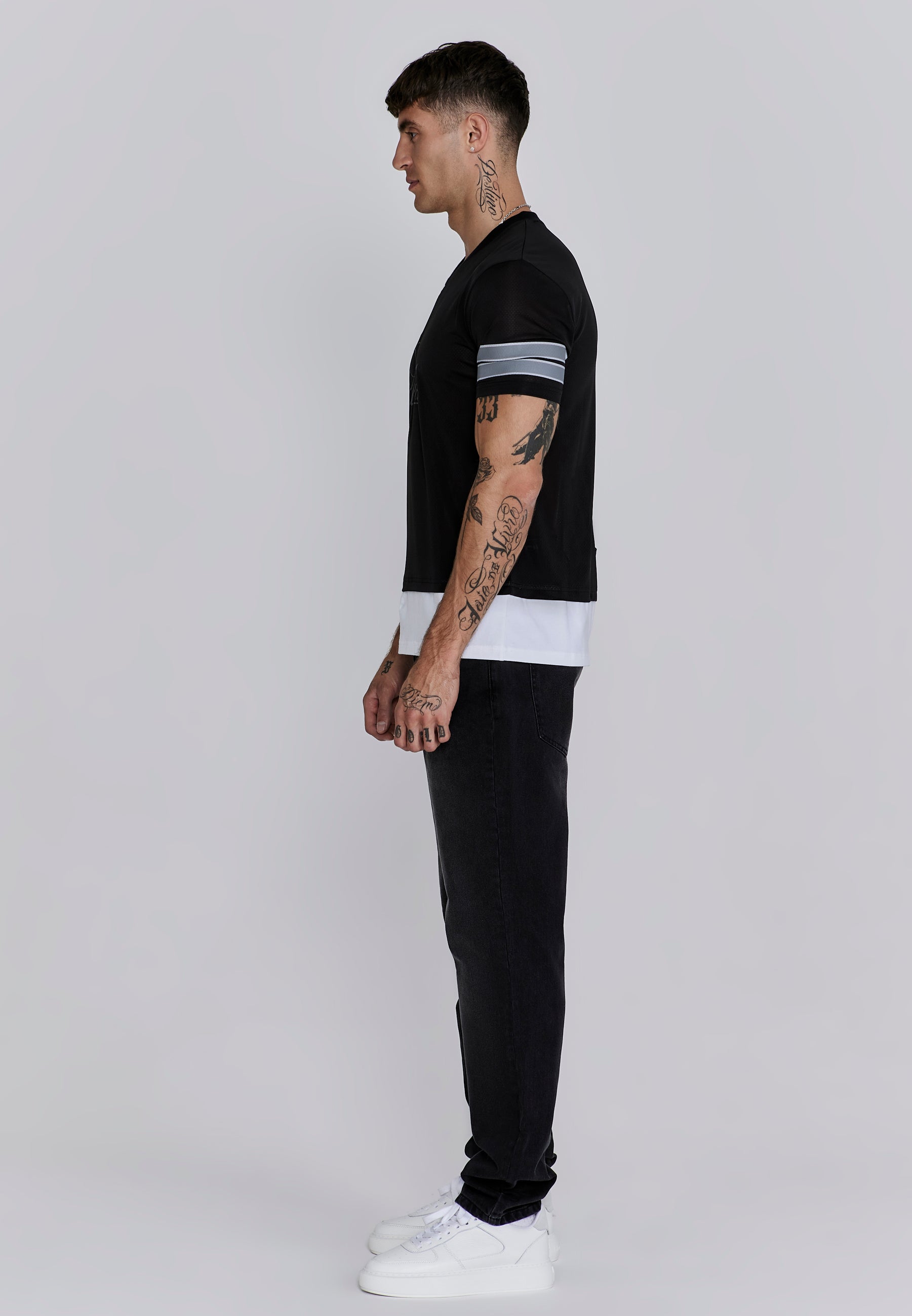 Sports T-Shirt in Black T-Shirts SikSilk