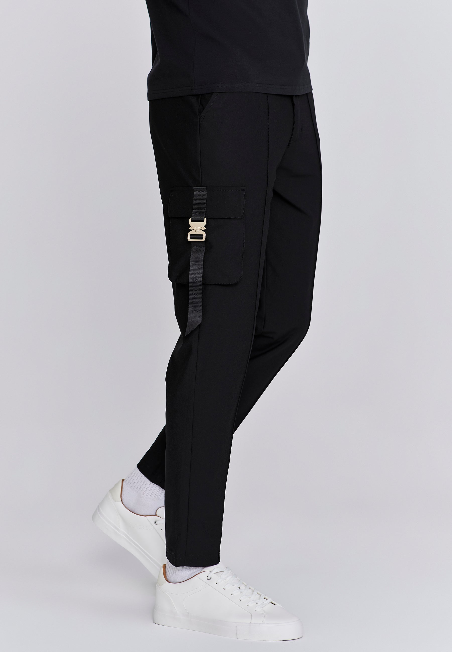 Flight Cargo Pant in Black Hosen SikSilk