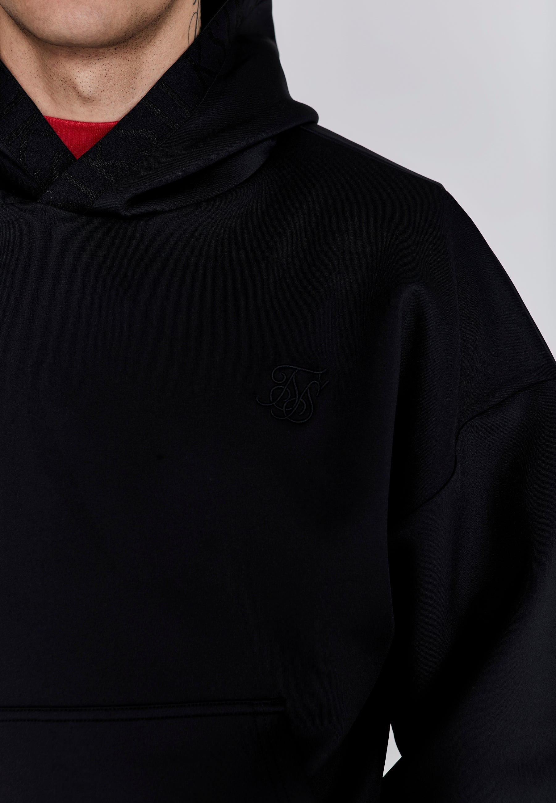 Oversized Dynamic Hoodie in Black Kapuzenpullover SikSilk