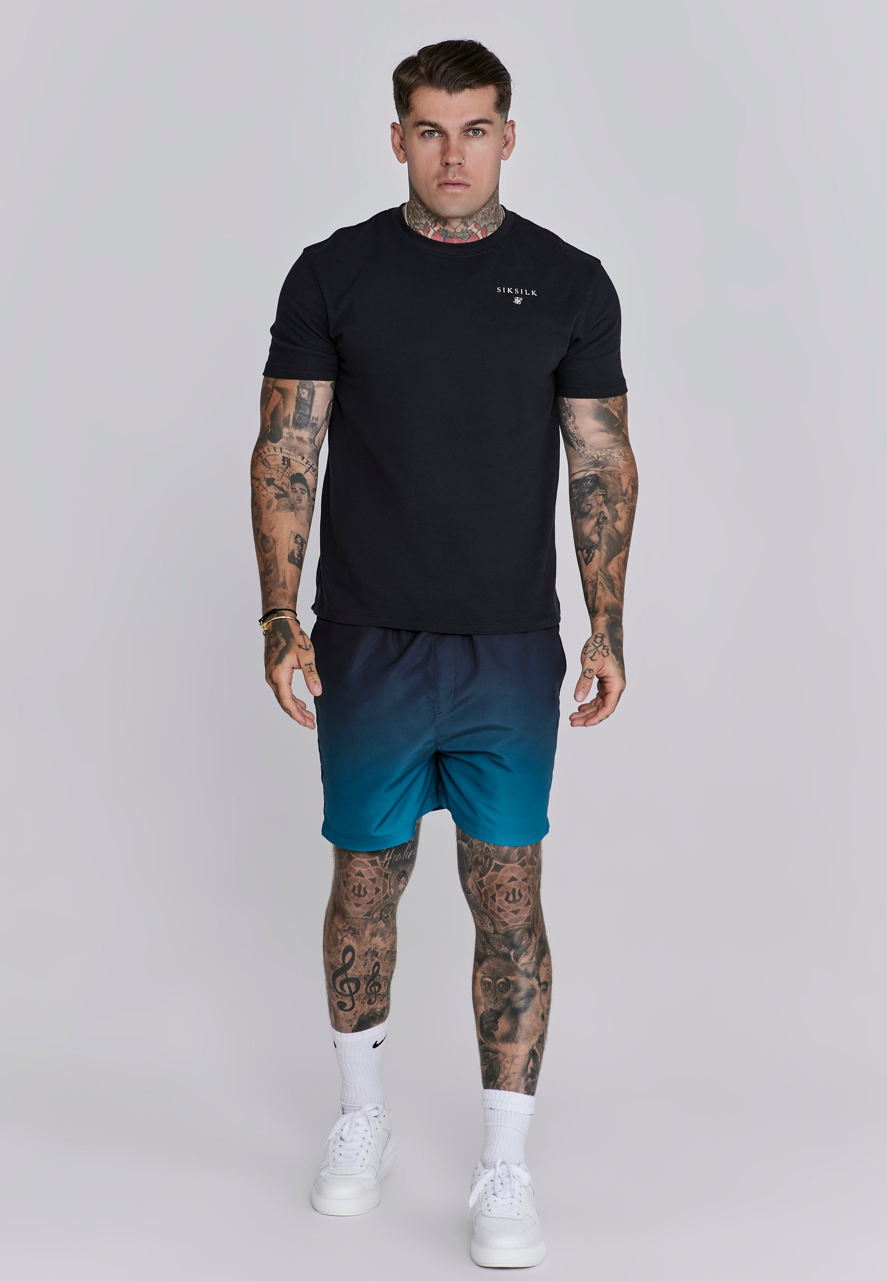 Fade Swim Shorts in Black, Teal Badehosen SikSilk
