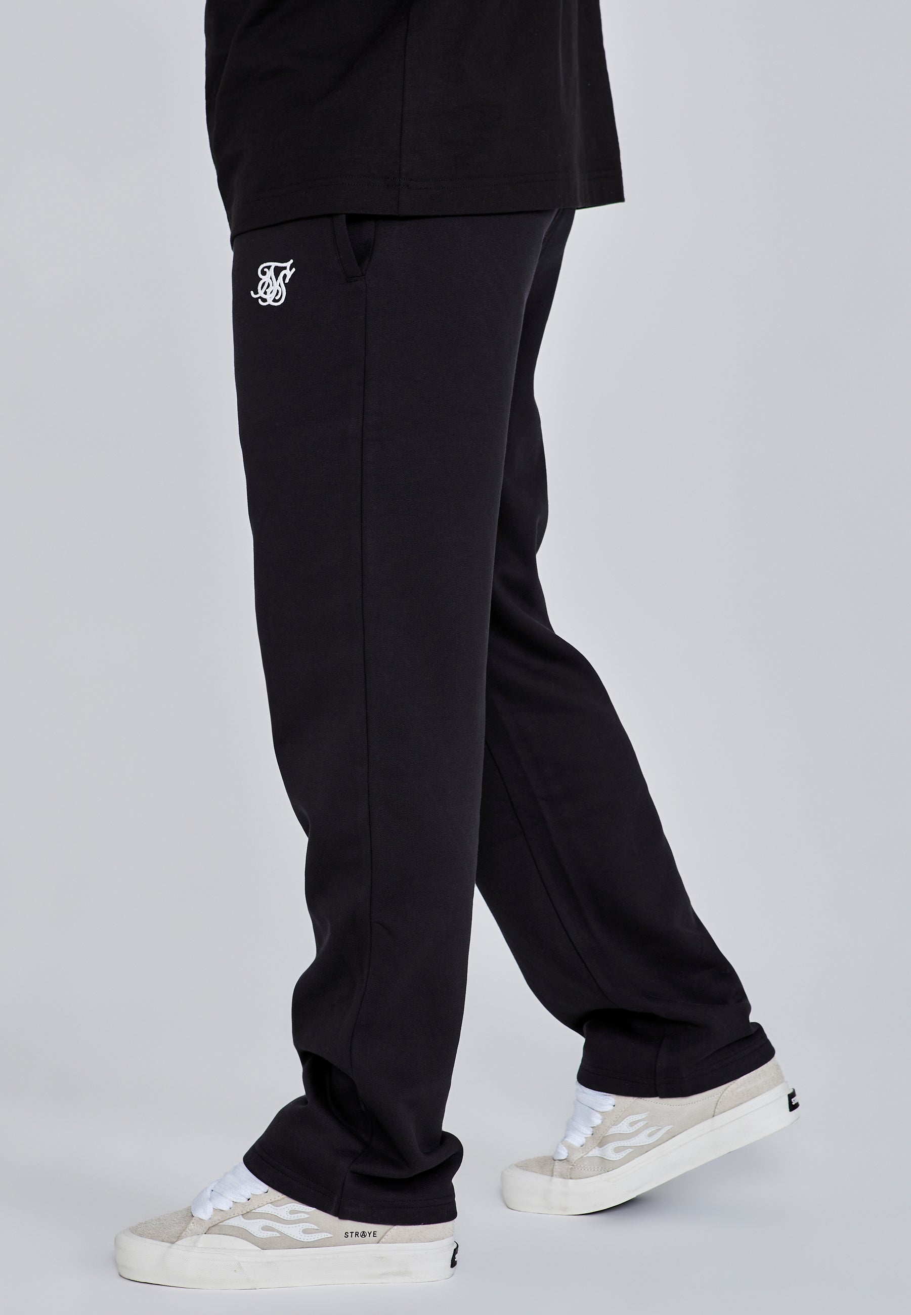 Track Pants in Black Hosen SikSilk