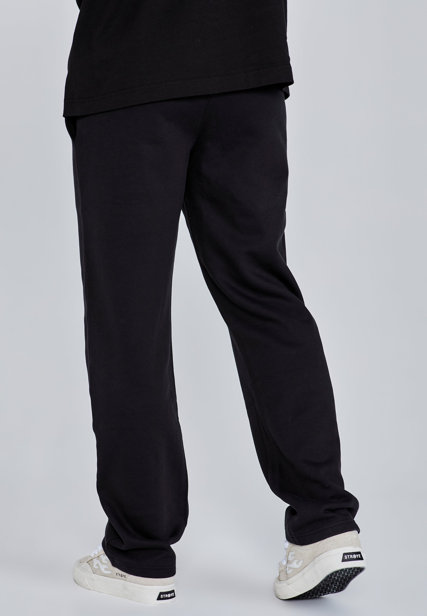 Track Pants in Black Hosen SikSilk