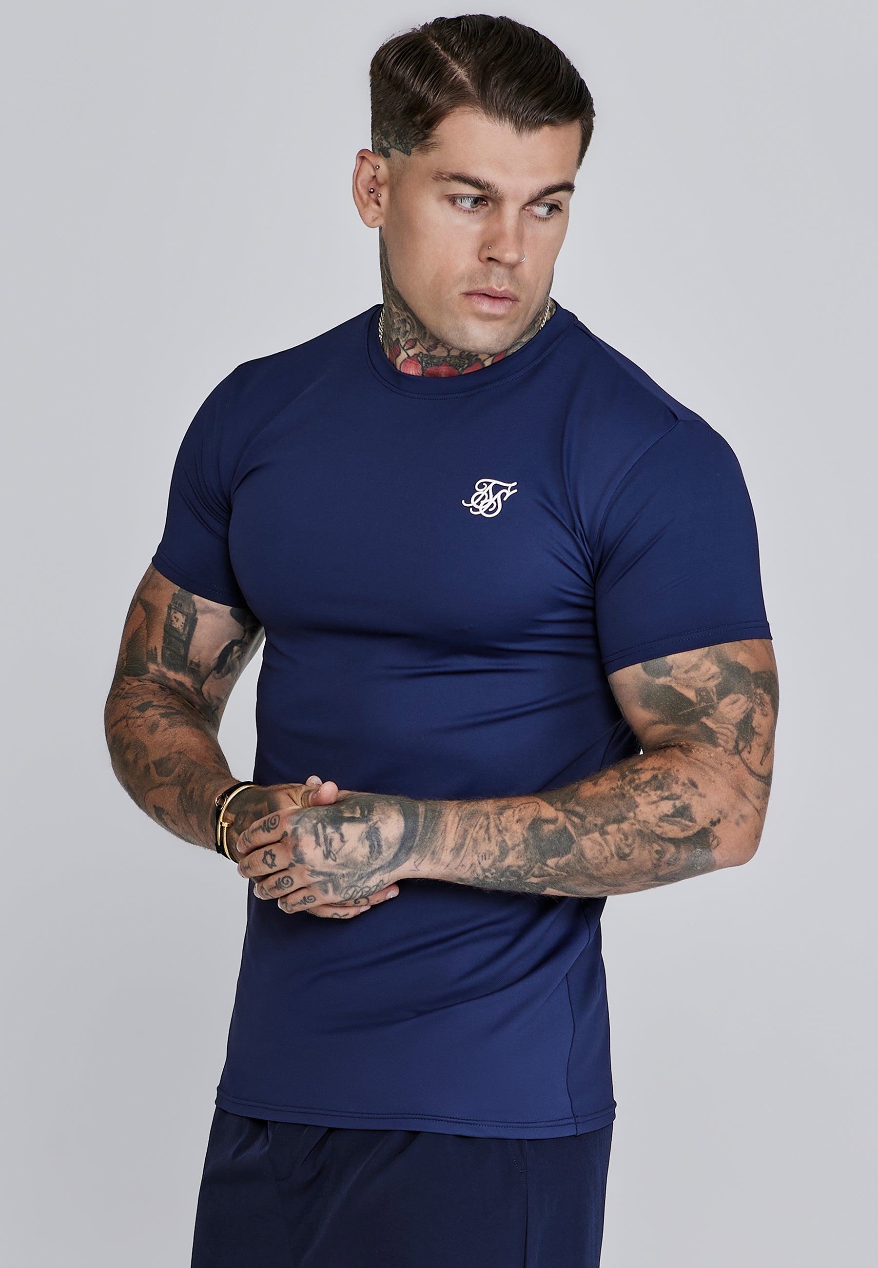 Muscle Fit T-Shirt in Navy T-Shirts SikSilk