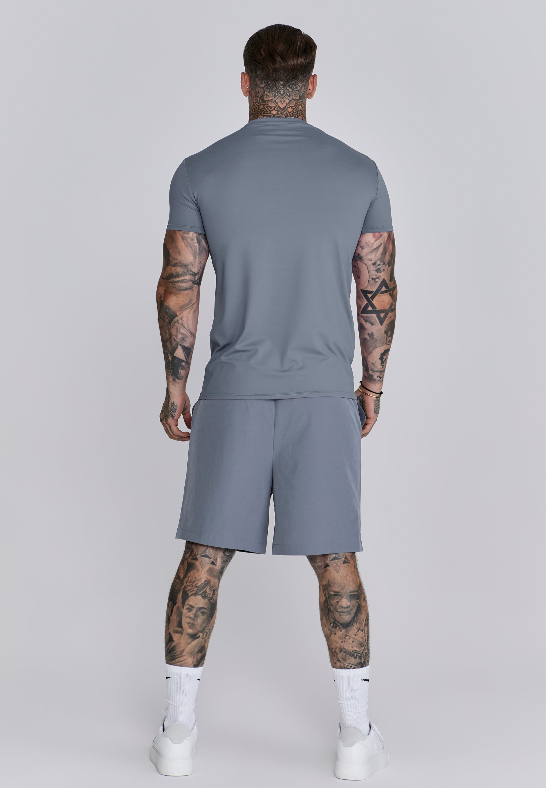 Muscle Fit T-Shirt in Grey T-Shirts SikSilk